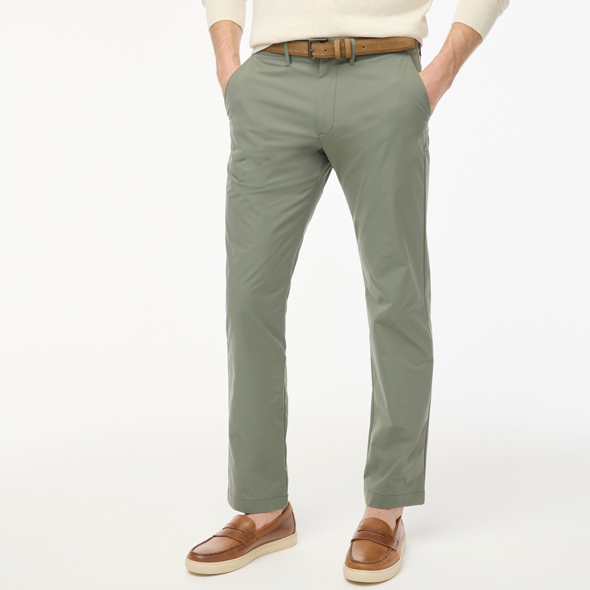 Straight-fit tech chino pant