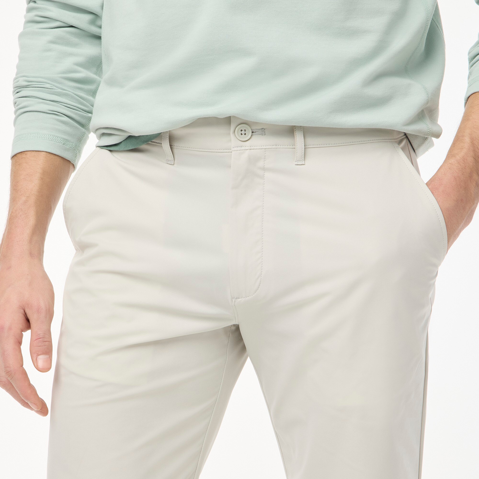 Straight-fit tech chino pant