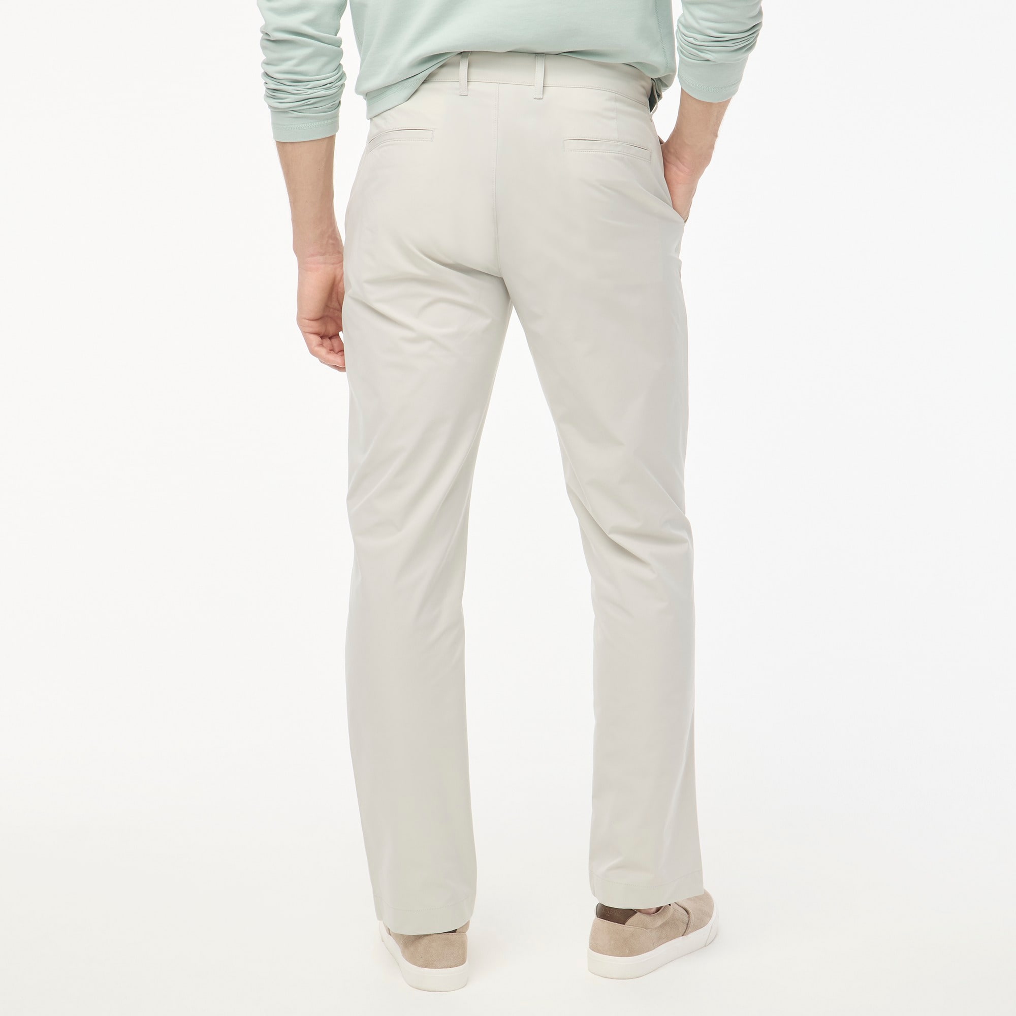 Straight-fit tech chino pant