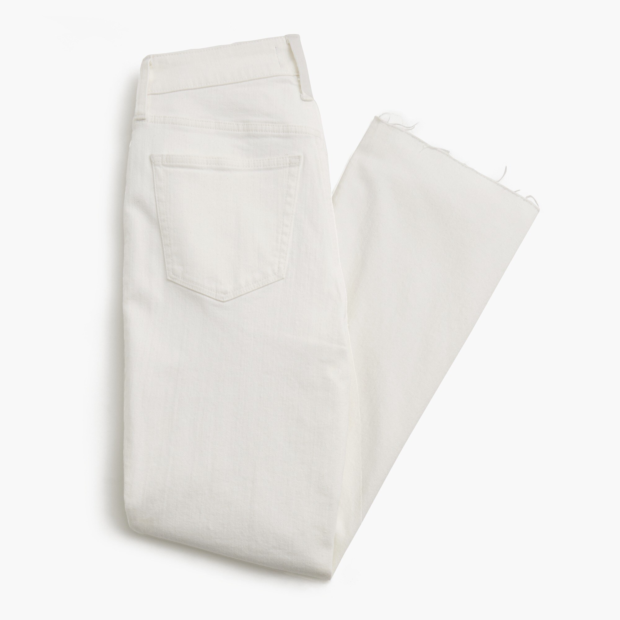 Curvy mid-rise flare crop jean in signature stretch