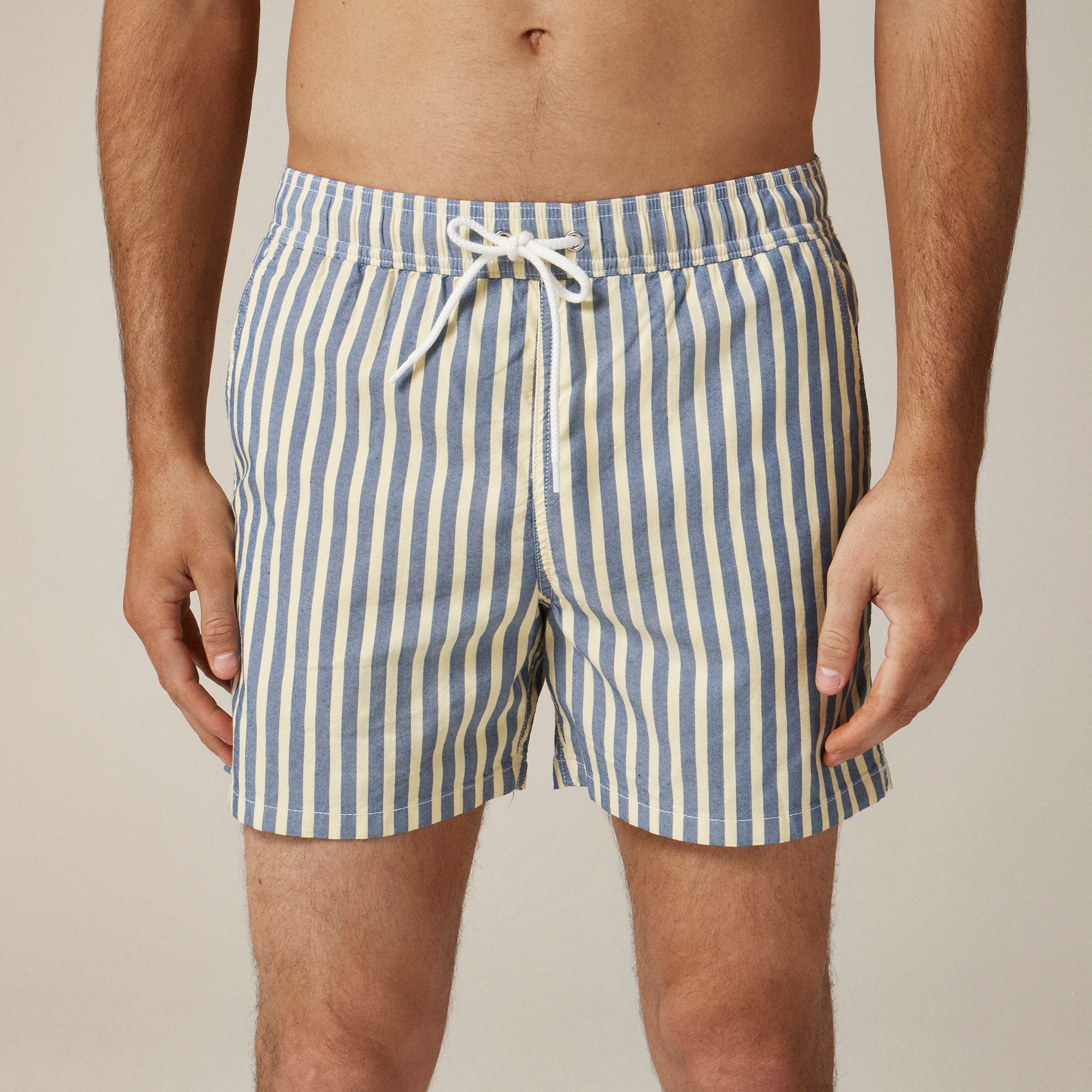 mens 6&quot; swim trunk in cotton-nylon blend oxford