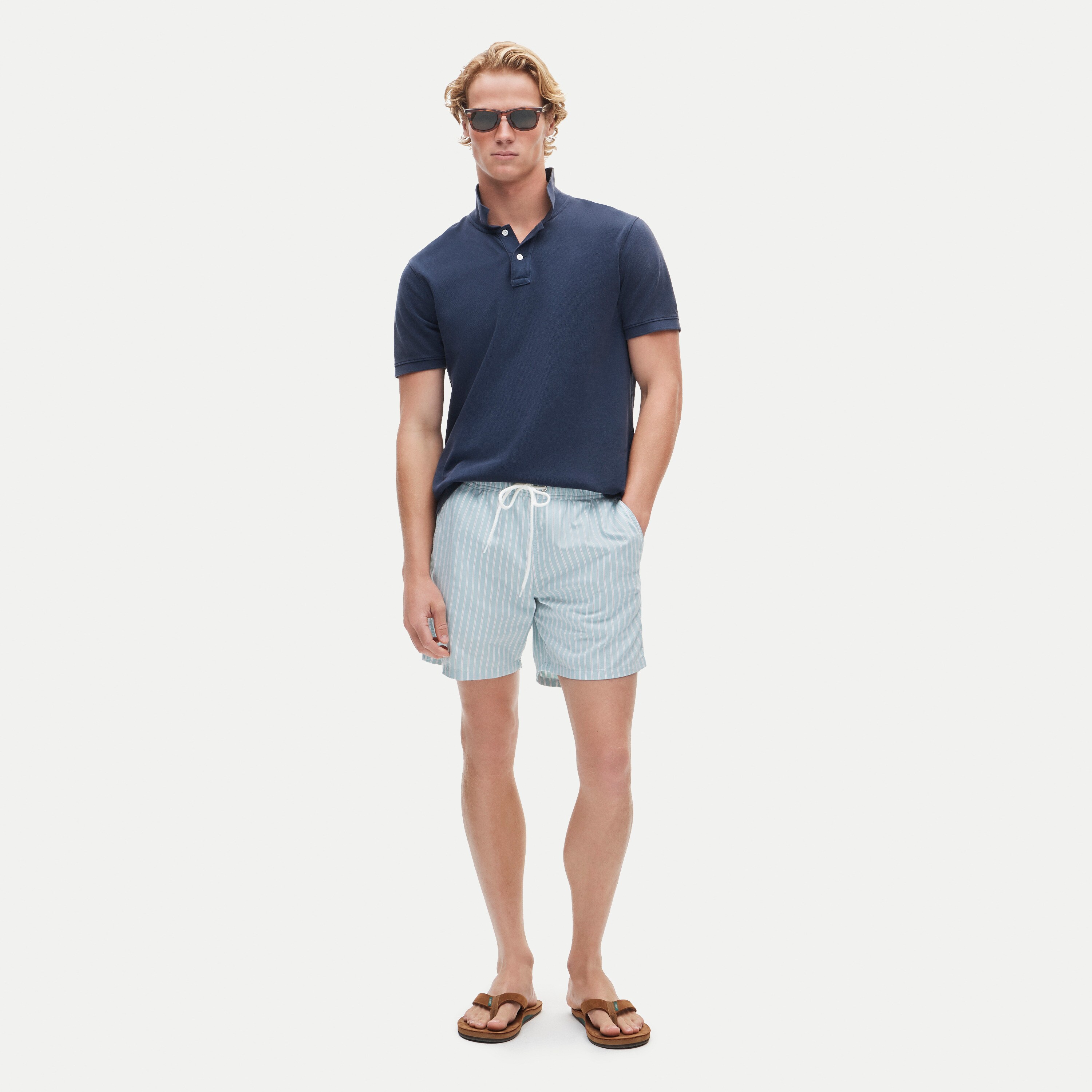 6" swim trunk in cotton-nylon blend oxford
