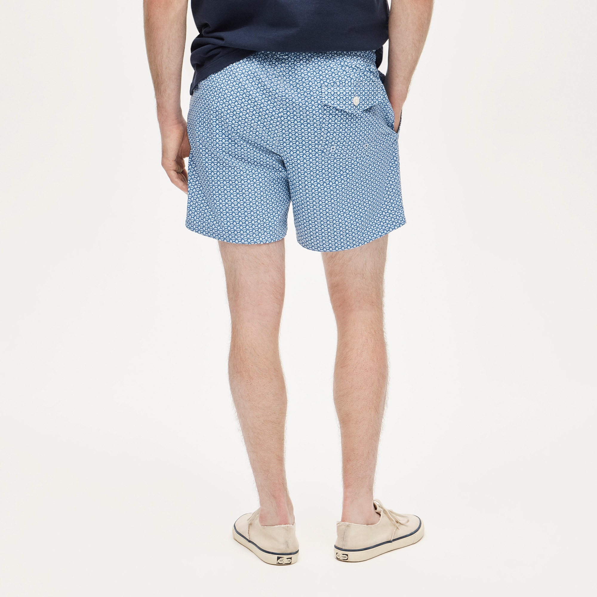 6'' stretch swim trunk in print with ECONYL® nylon