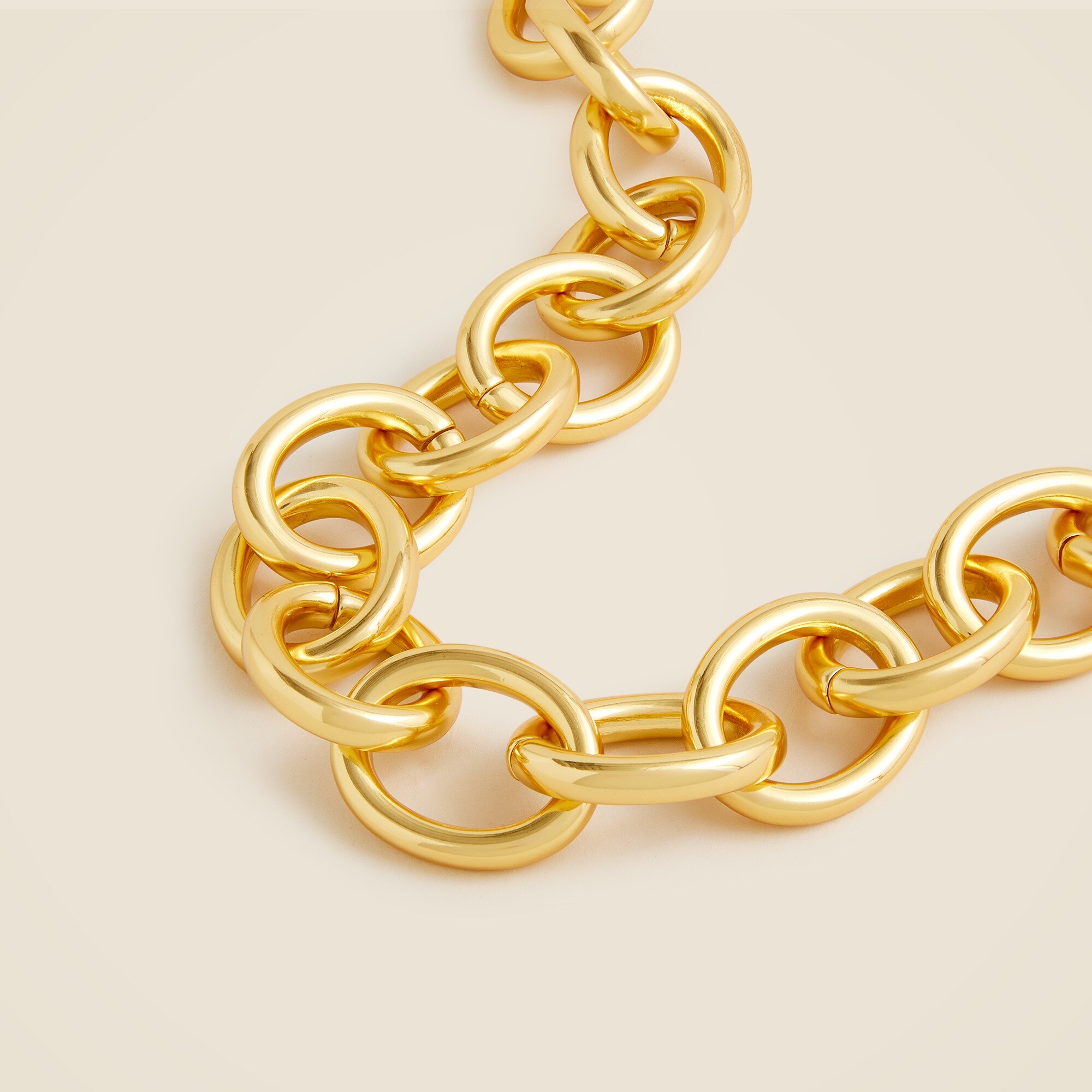 Rounded chainlink necklace