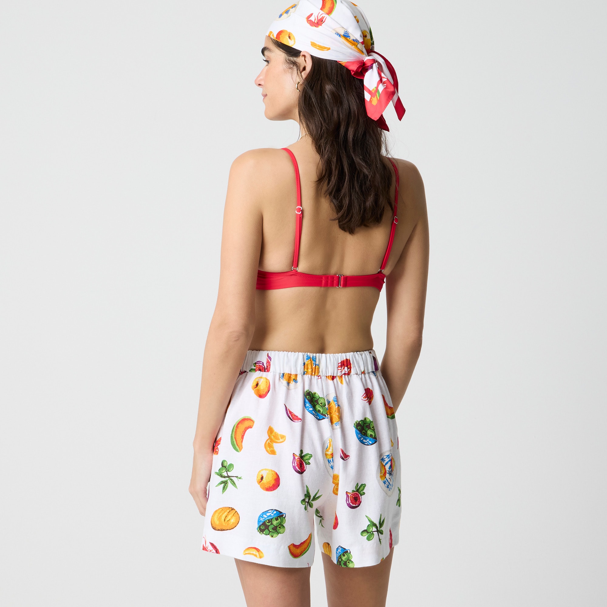 Linen-blend elastic-back short
