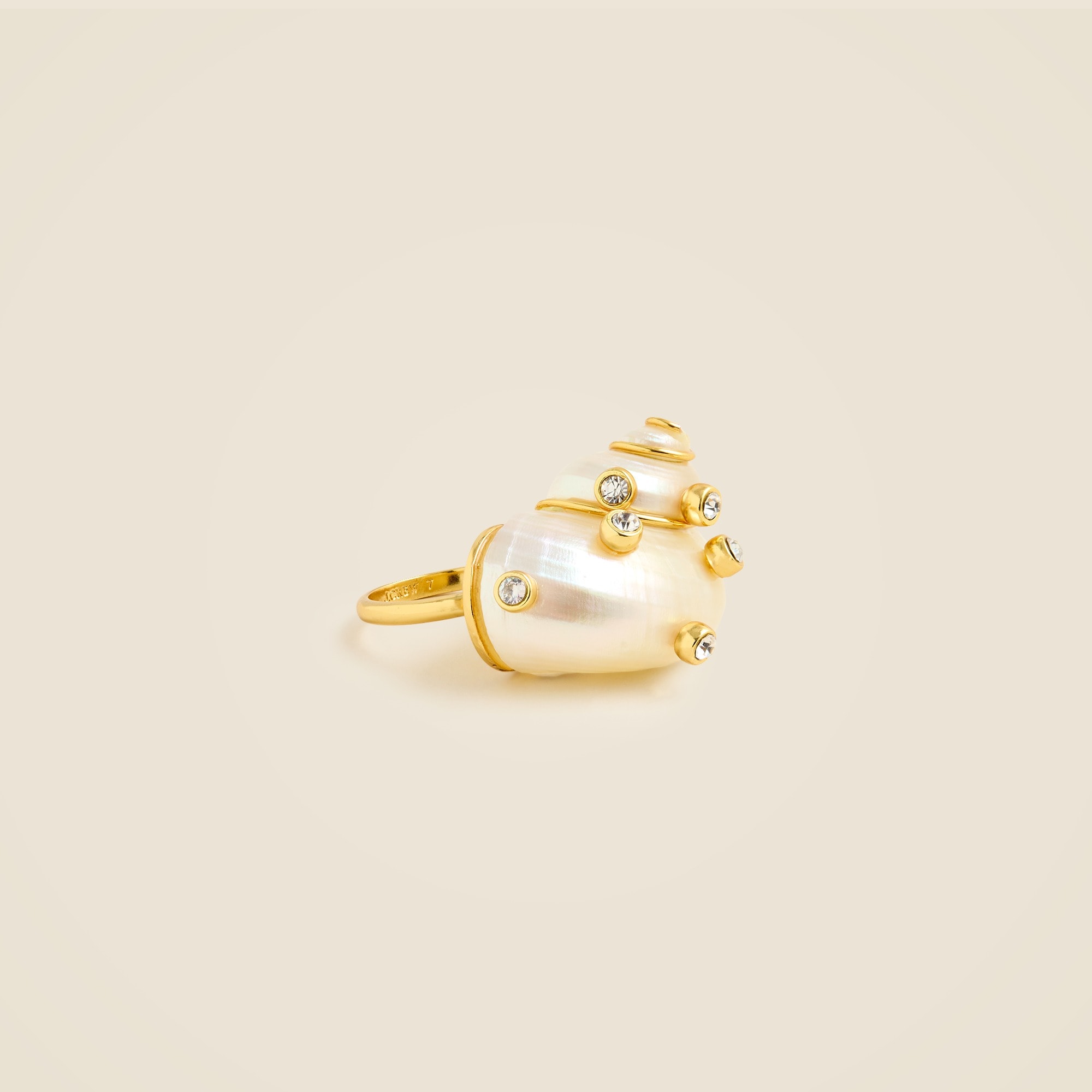  Seashell ring with crystals