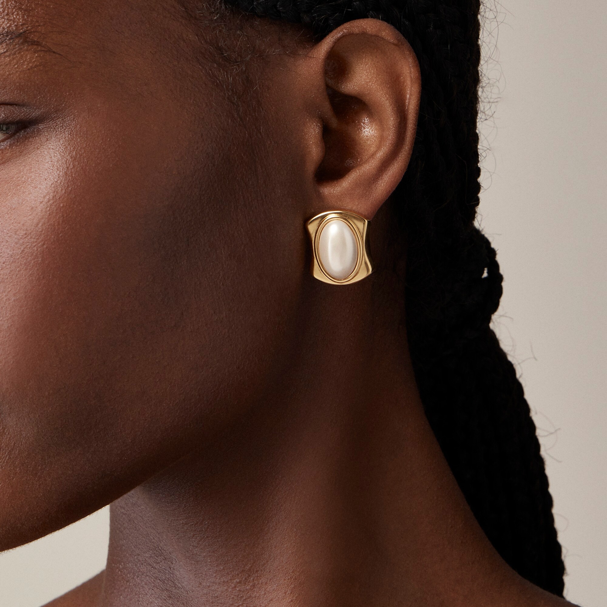 womens Square pearl stud earrings