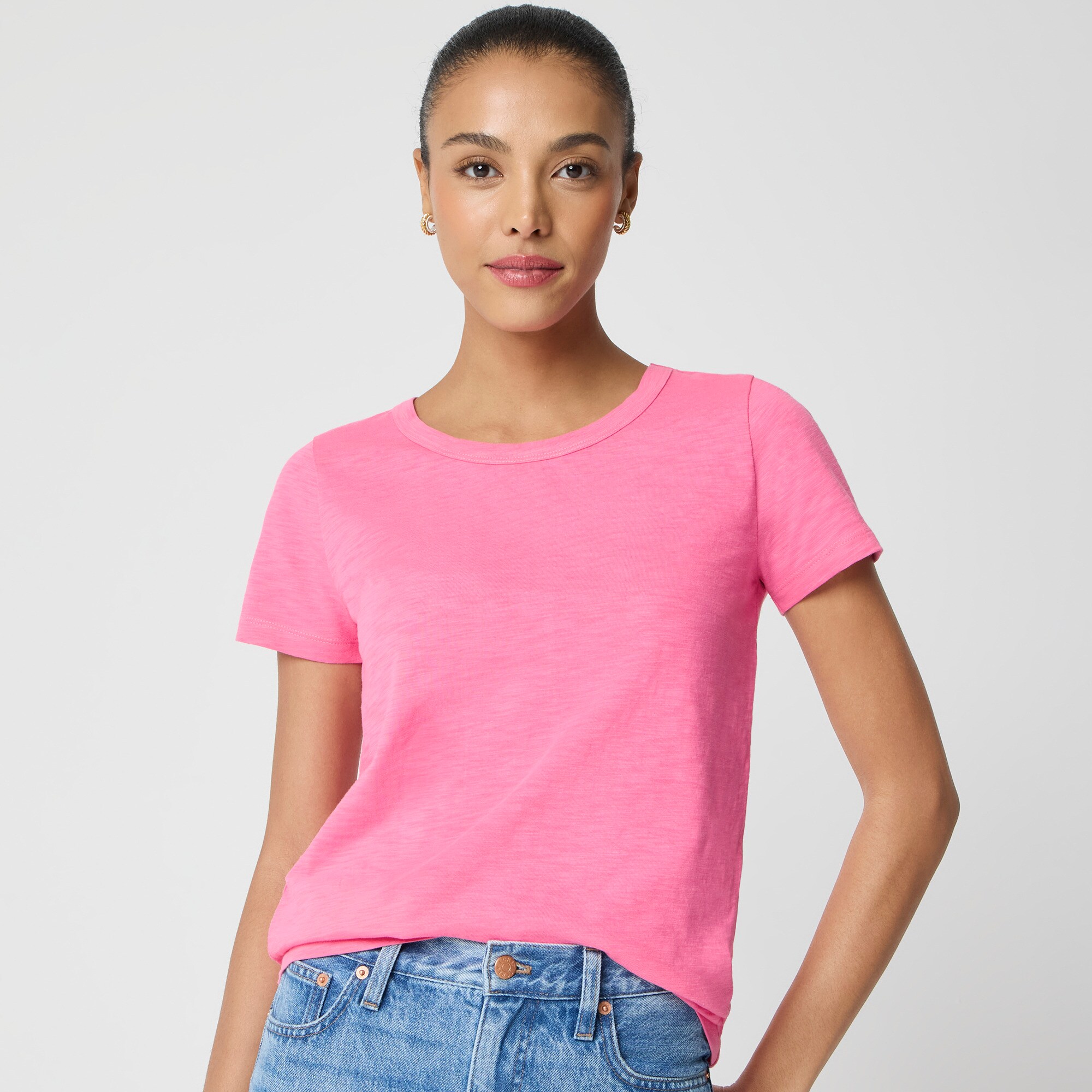 Short-sleeve girlfriend crewneck tee