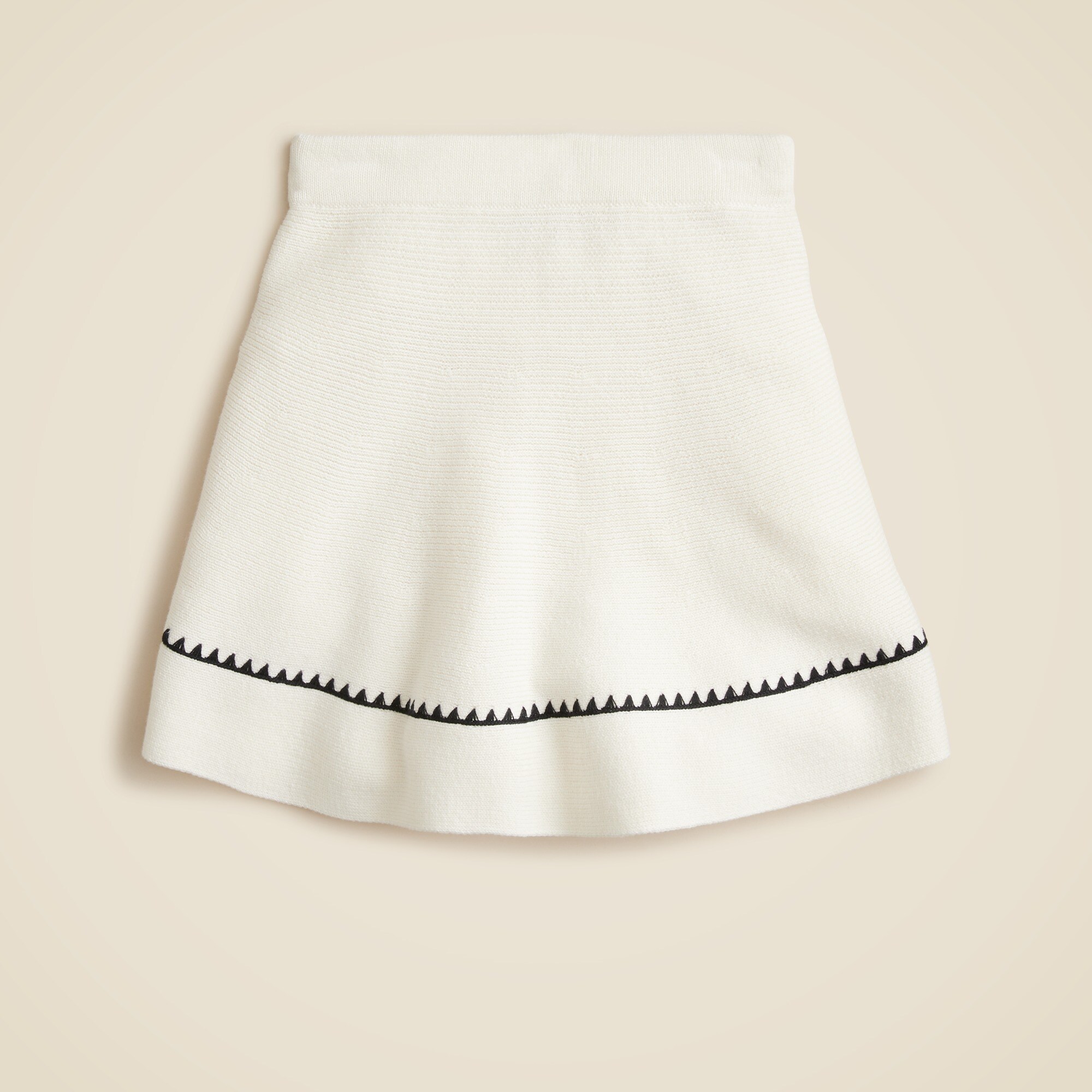  Girls' crochet tennis skirt with rickrack
