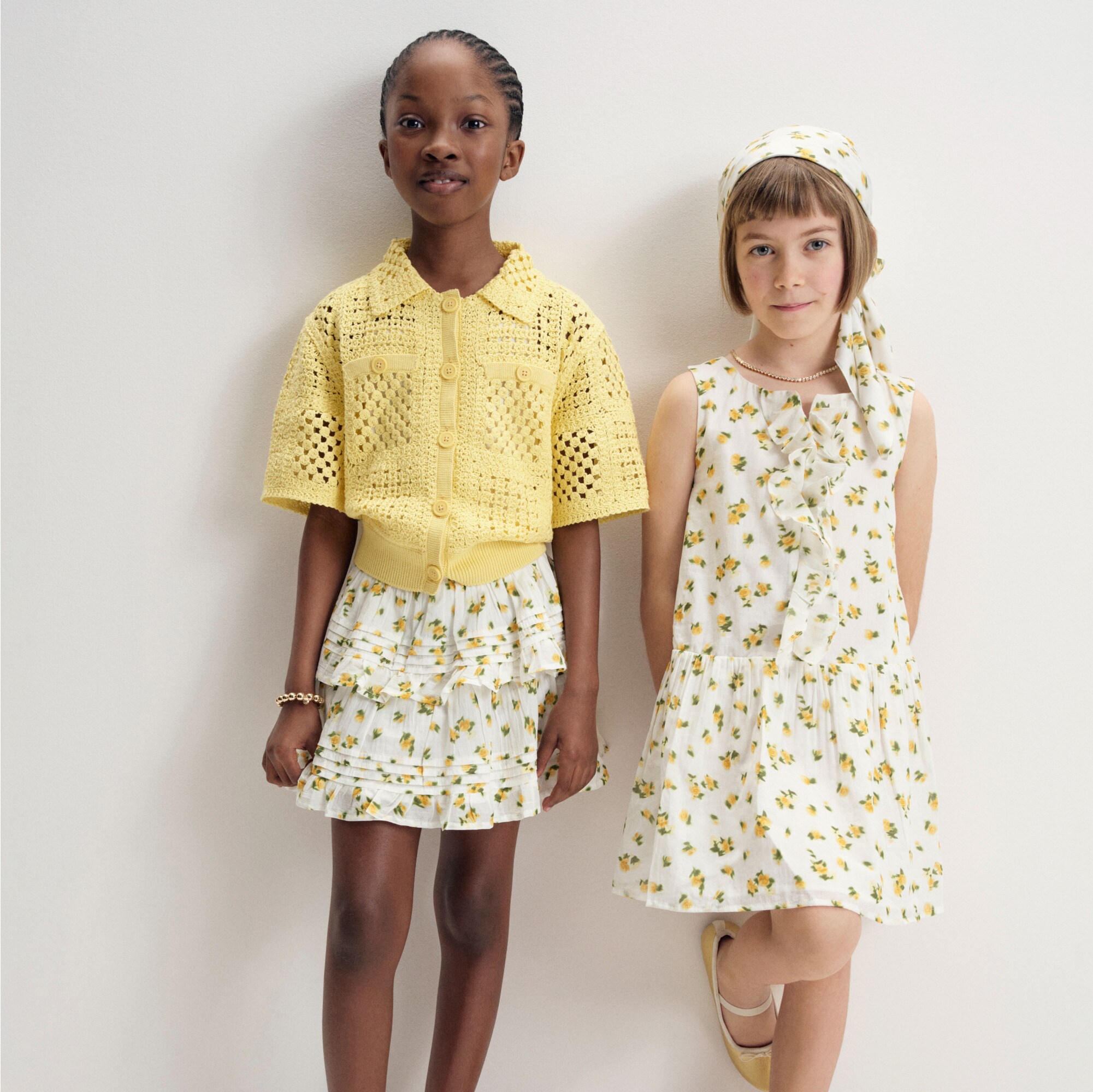 Girls' tiered ruffle skirt in blurry rose print