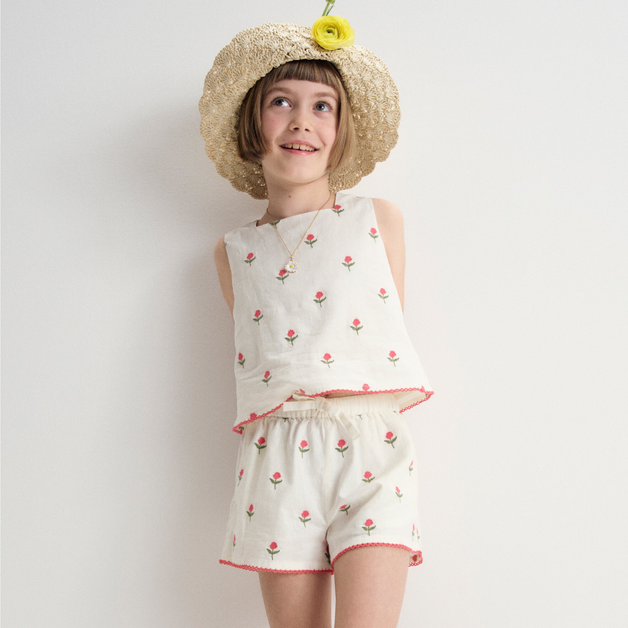 girls Girls' embroidered Soleil short in linen-cotton blend