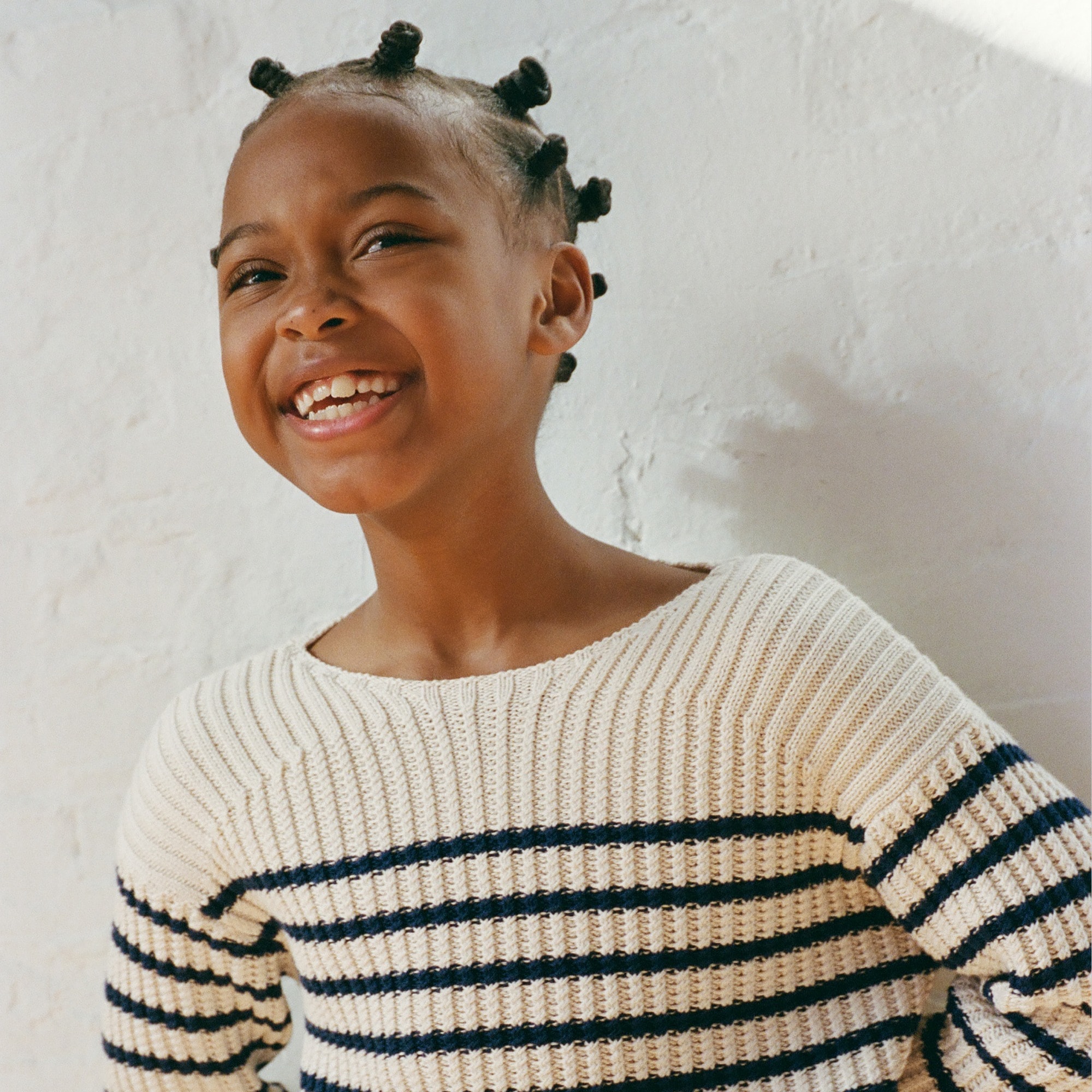  Girls' cotton boatneck sweater in navy stripe