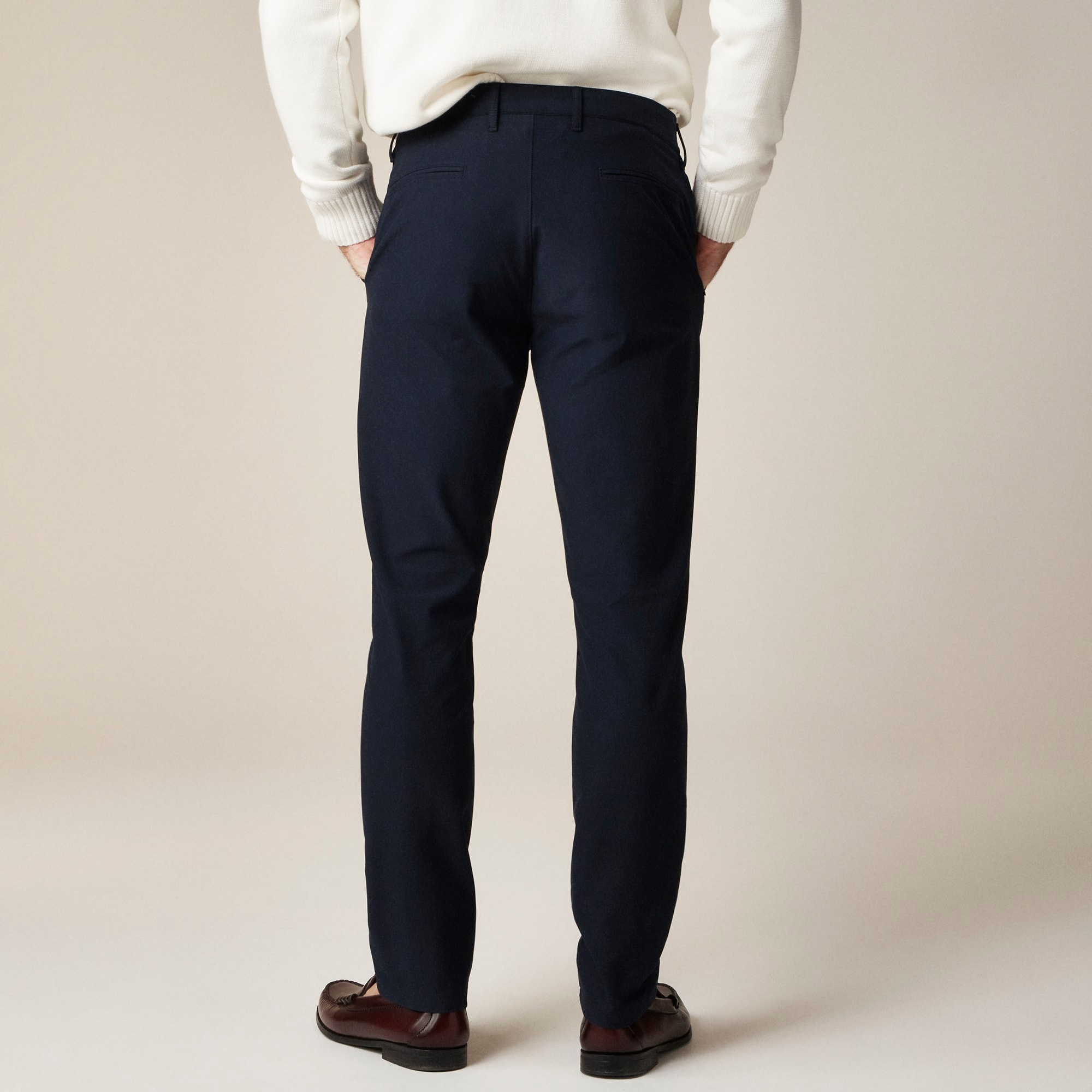 1040 Athletic Tapered-fit tech pant