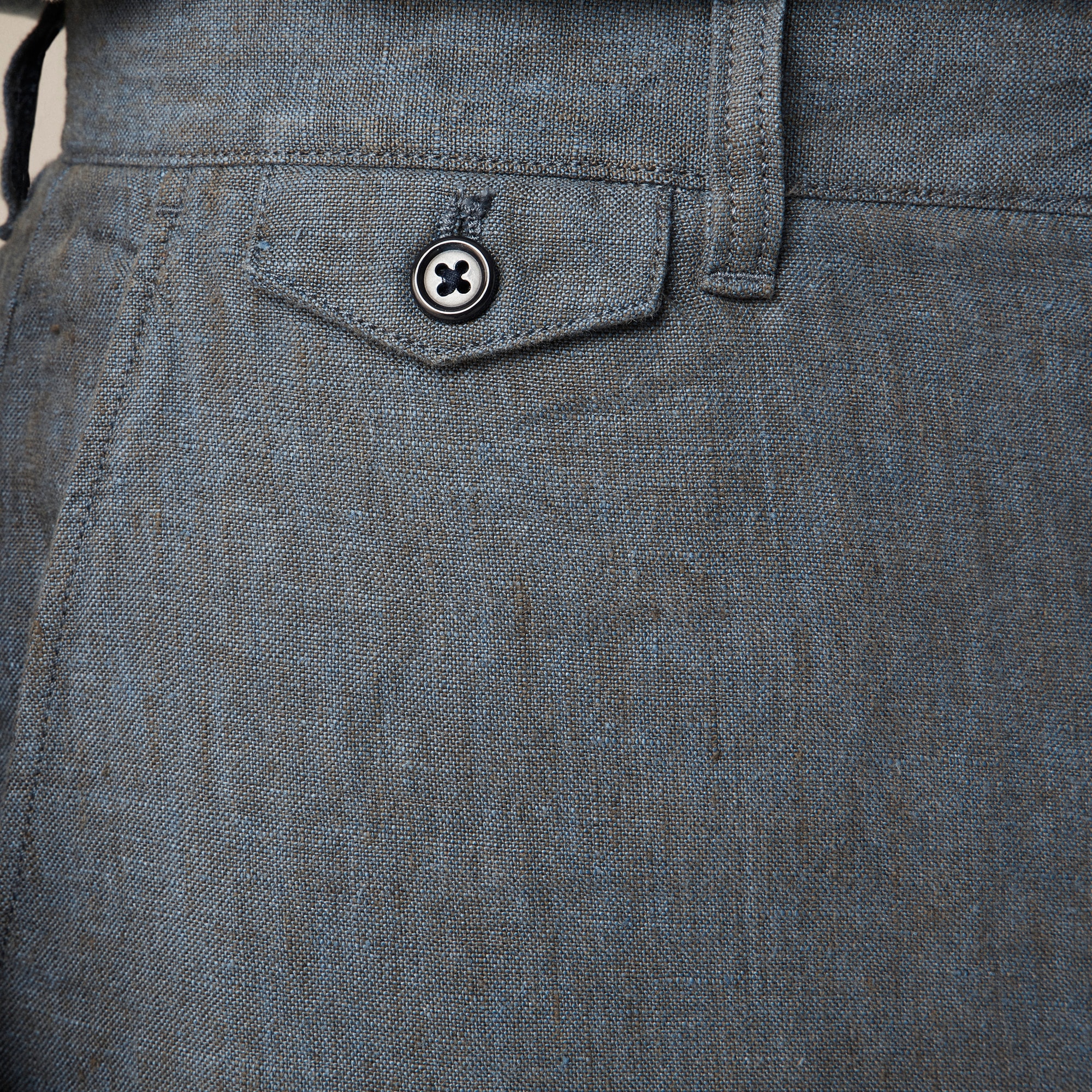 7" linen short