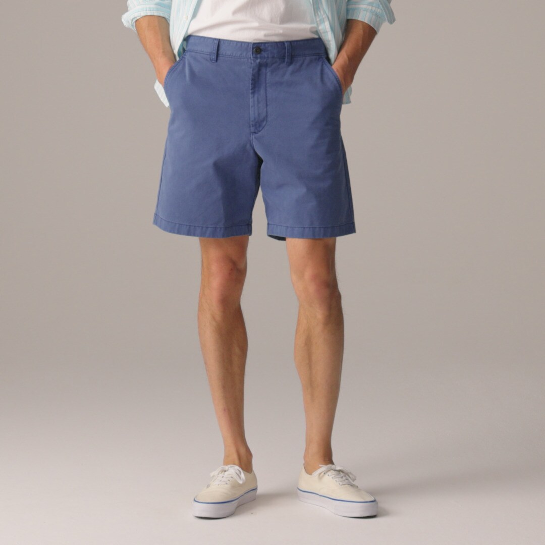 8" Classic chino short