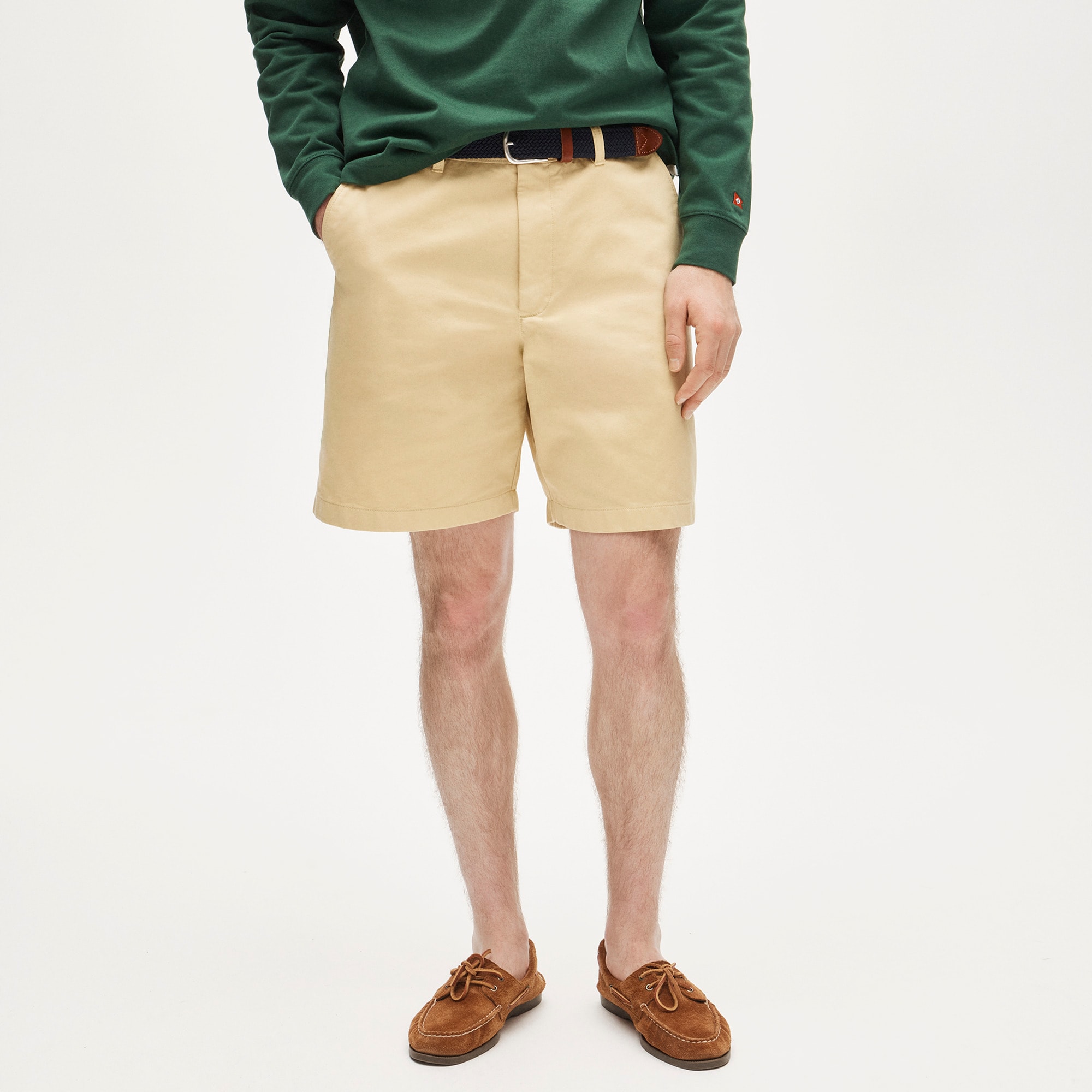 8" Classic chino short