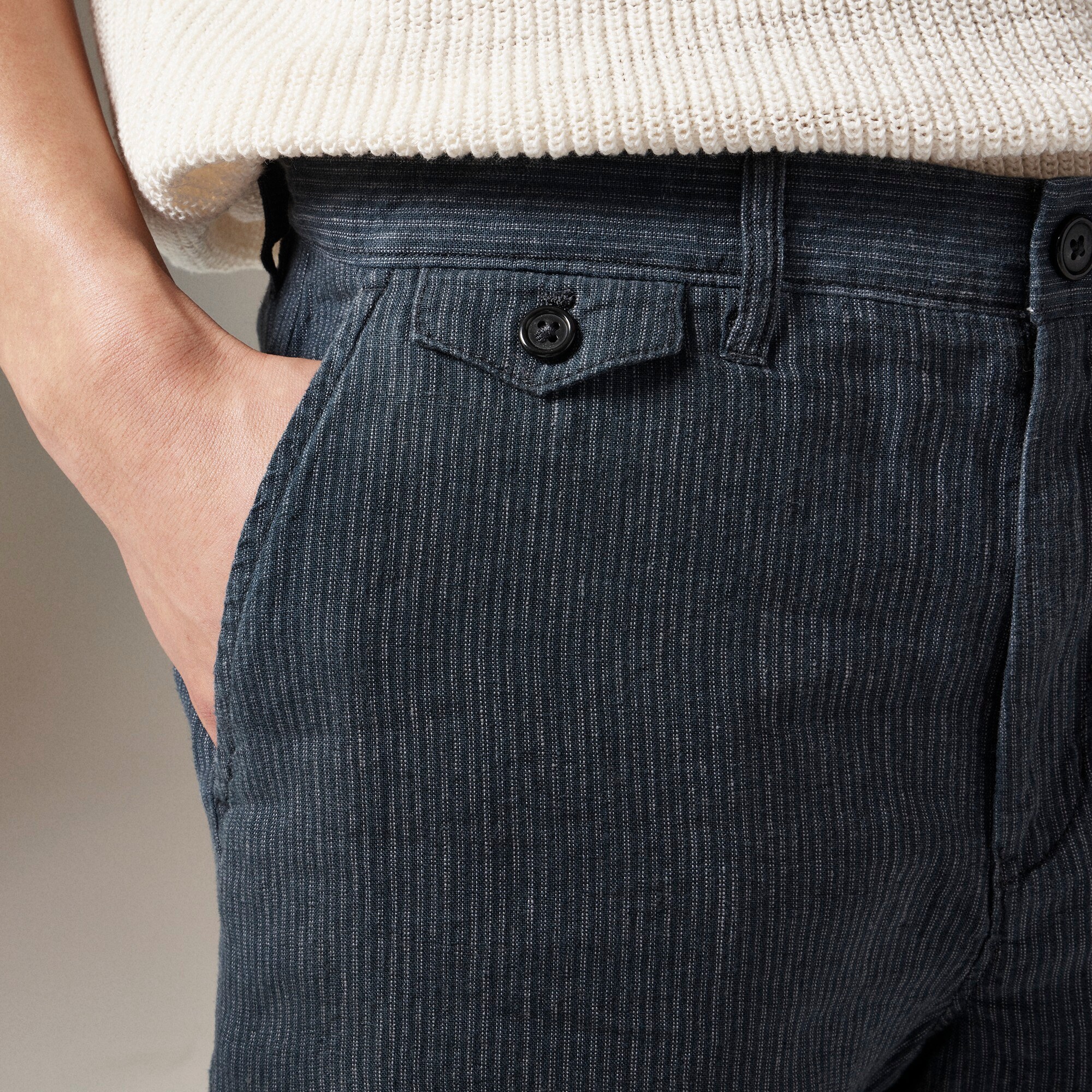 7" linen short