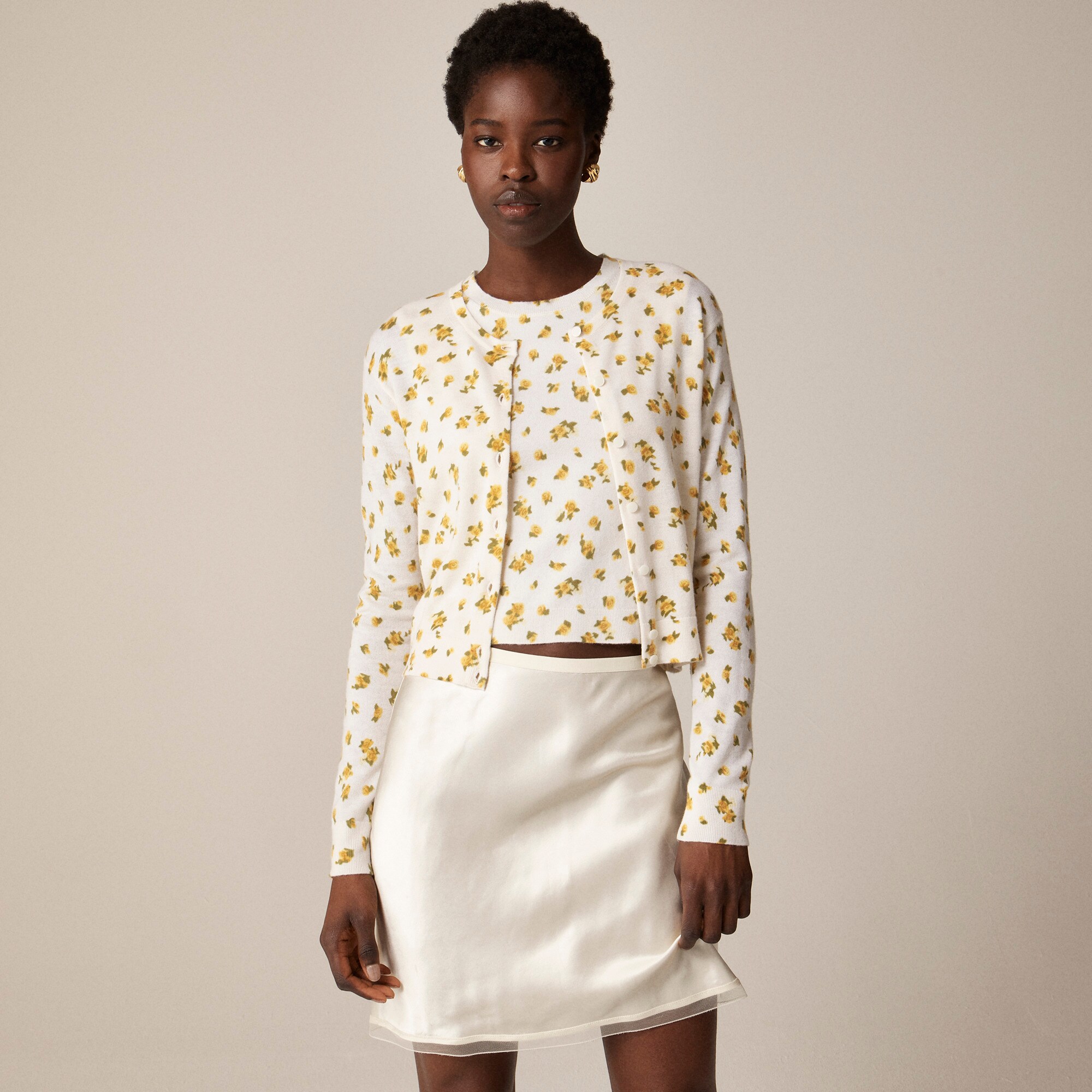  Featherweight cashmere cardigan in budding rose print