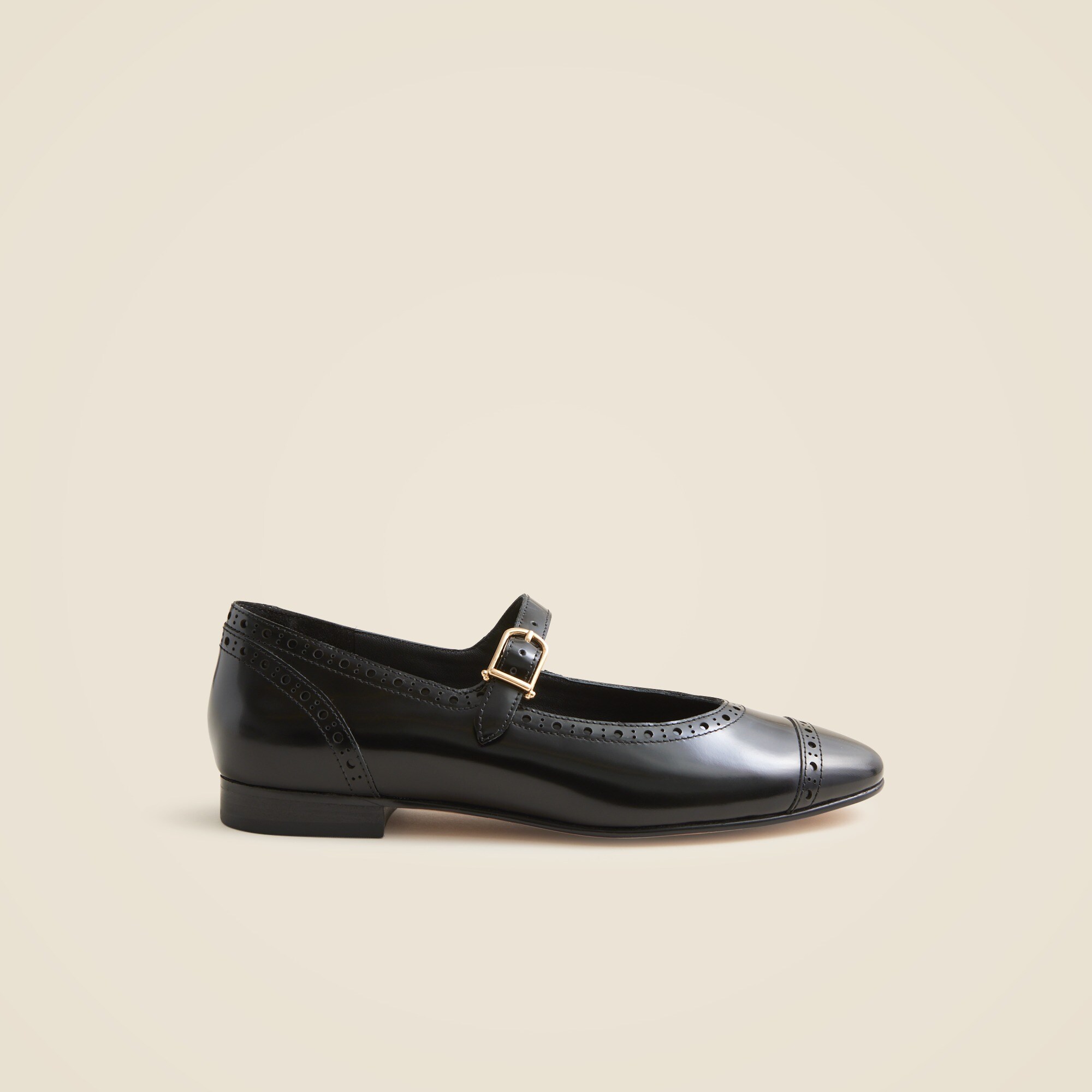 Wing tip Mary Jane ballet flats in spazzolato leather