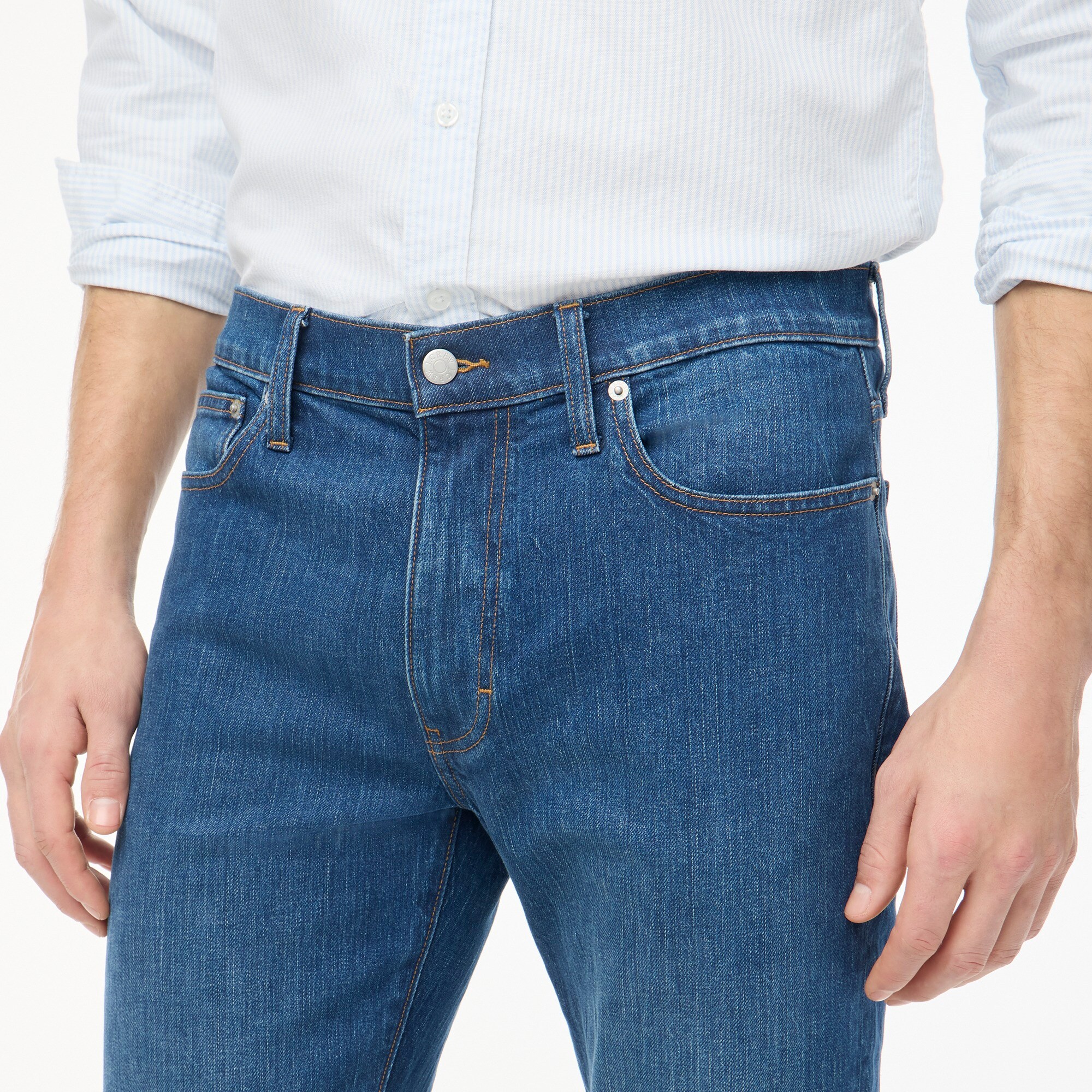 Straight-fit jean in vintage stretch