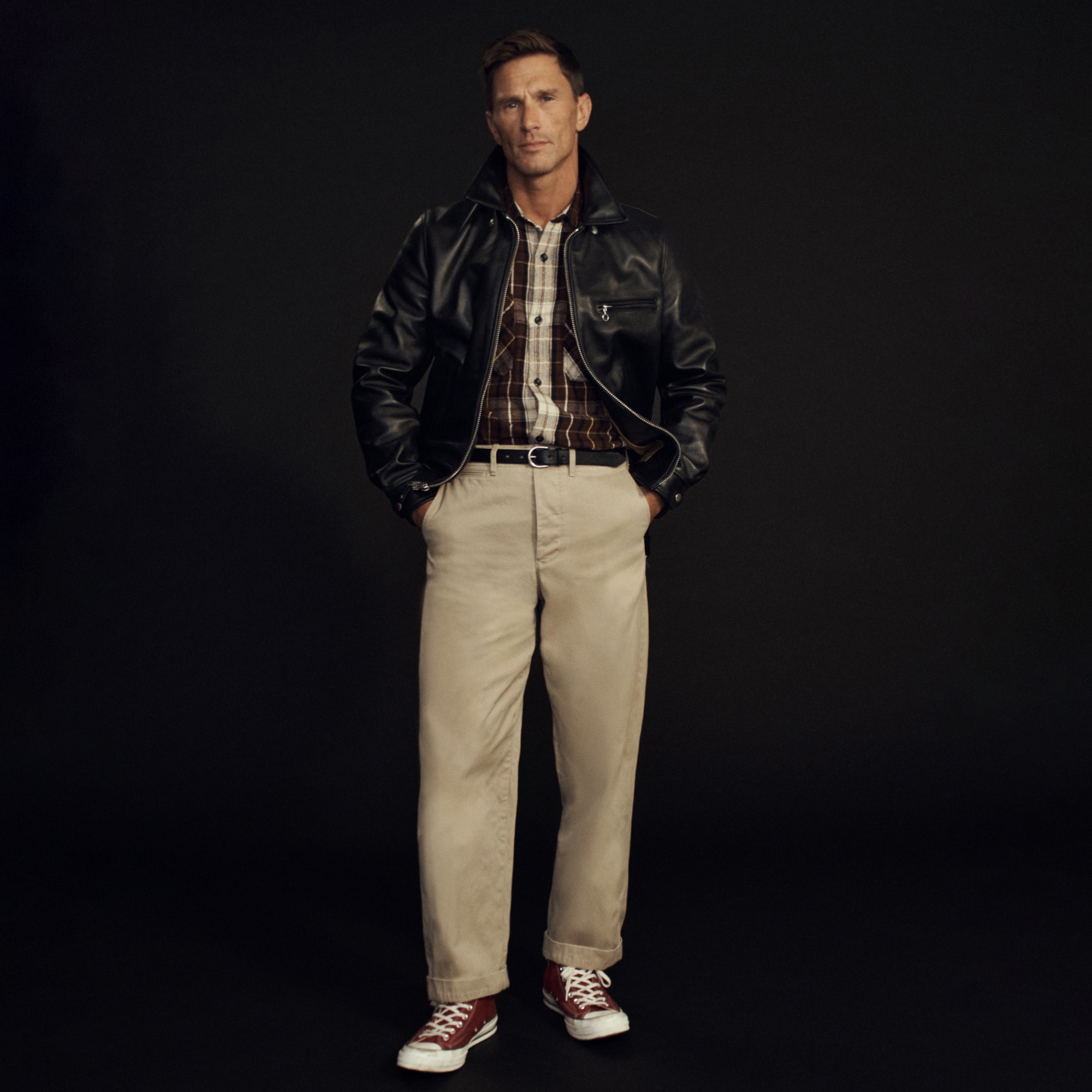 Wallace & Barnes selvedge officer chino pant