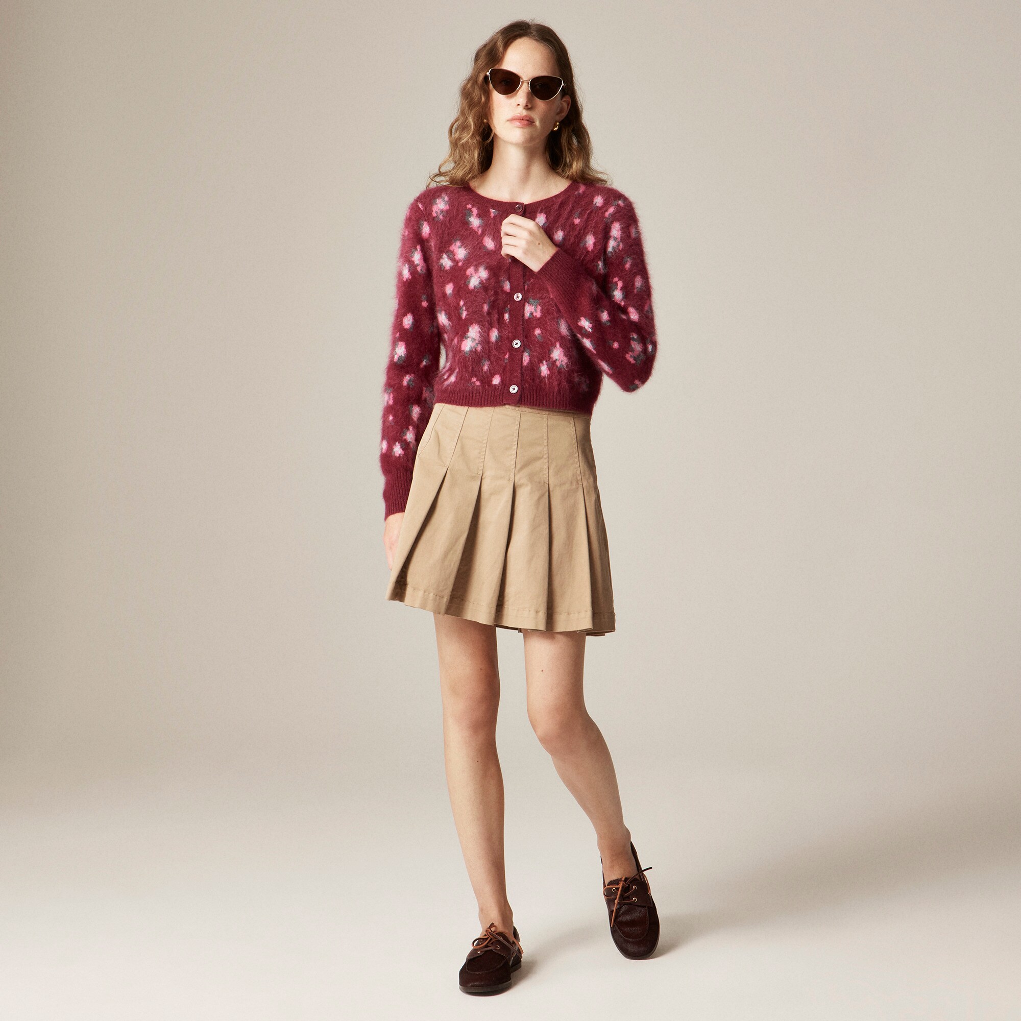 Brushed cashmere cropped cardigan in blurry floral - thumbnail 2