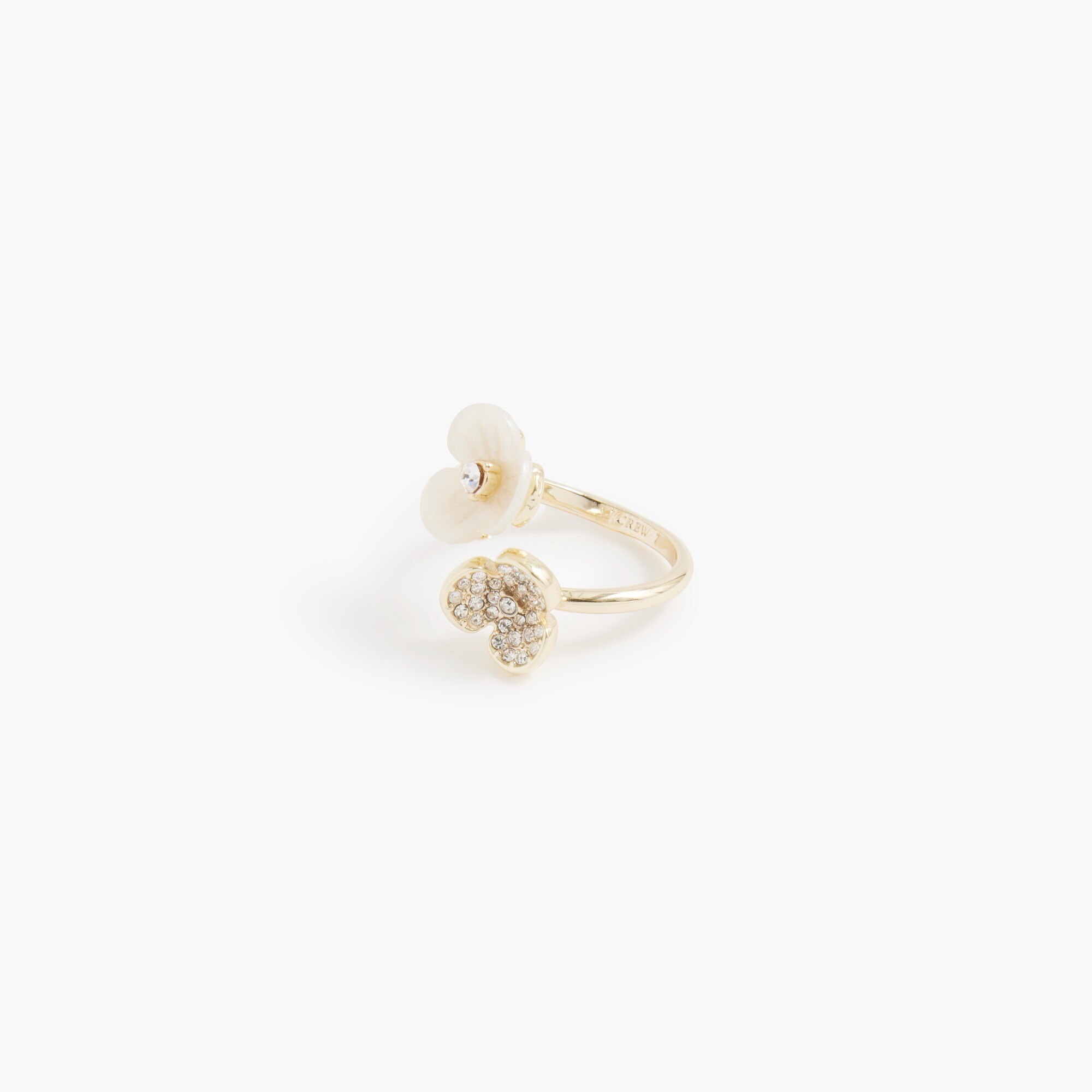 pav&eacute; floral ring for women