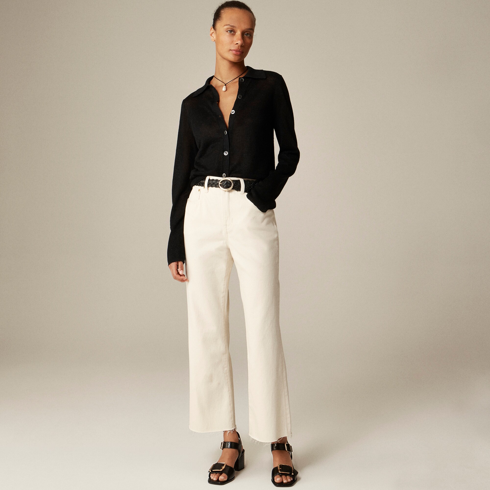  Mid-rise relaxed kickout jean