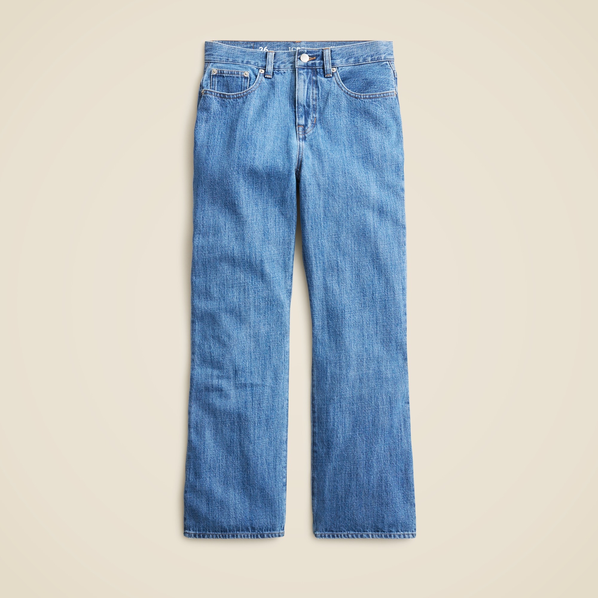 Mid-rise relaxed kickout jean