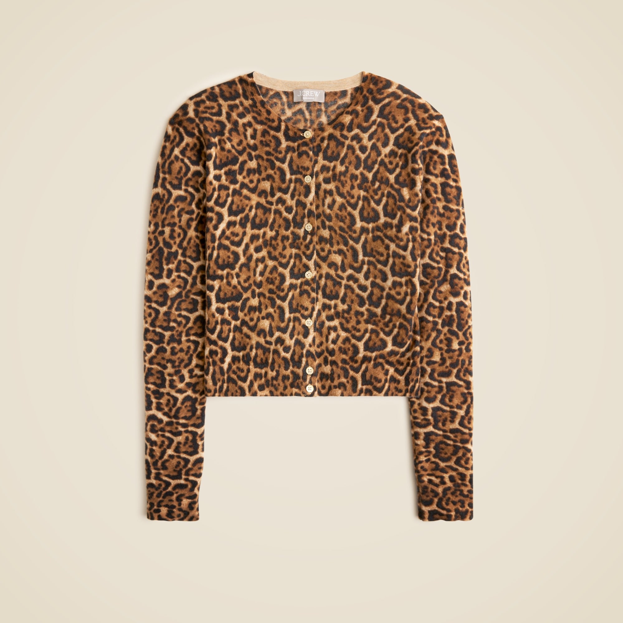 Featherweight cashmere cardigan in leopard print