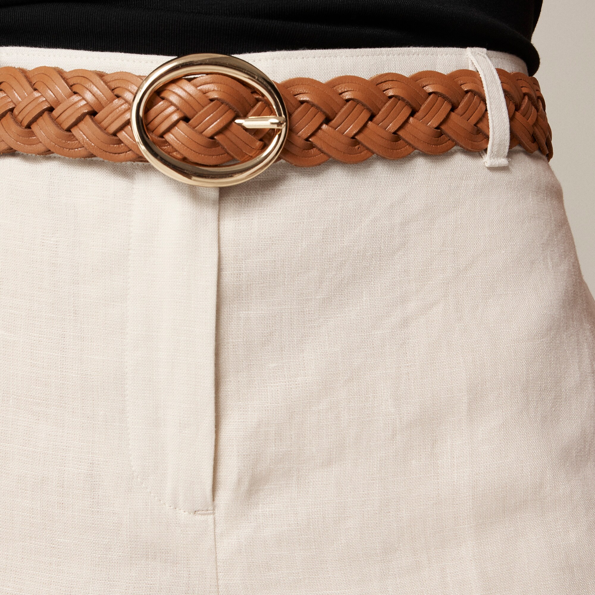 6" Harbor short in linen