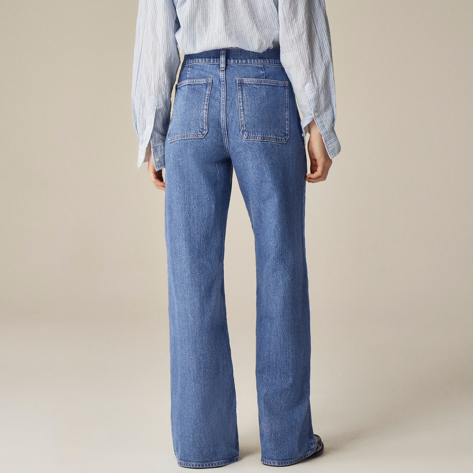 Camp-pocket wide-leg jean