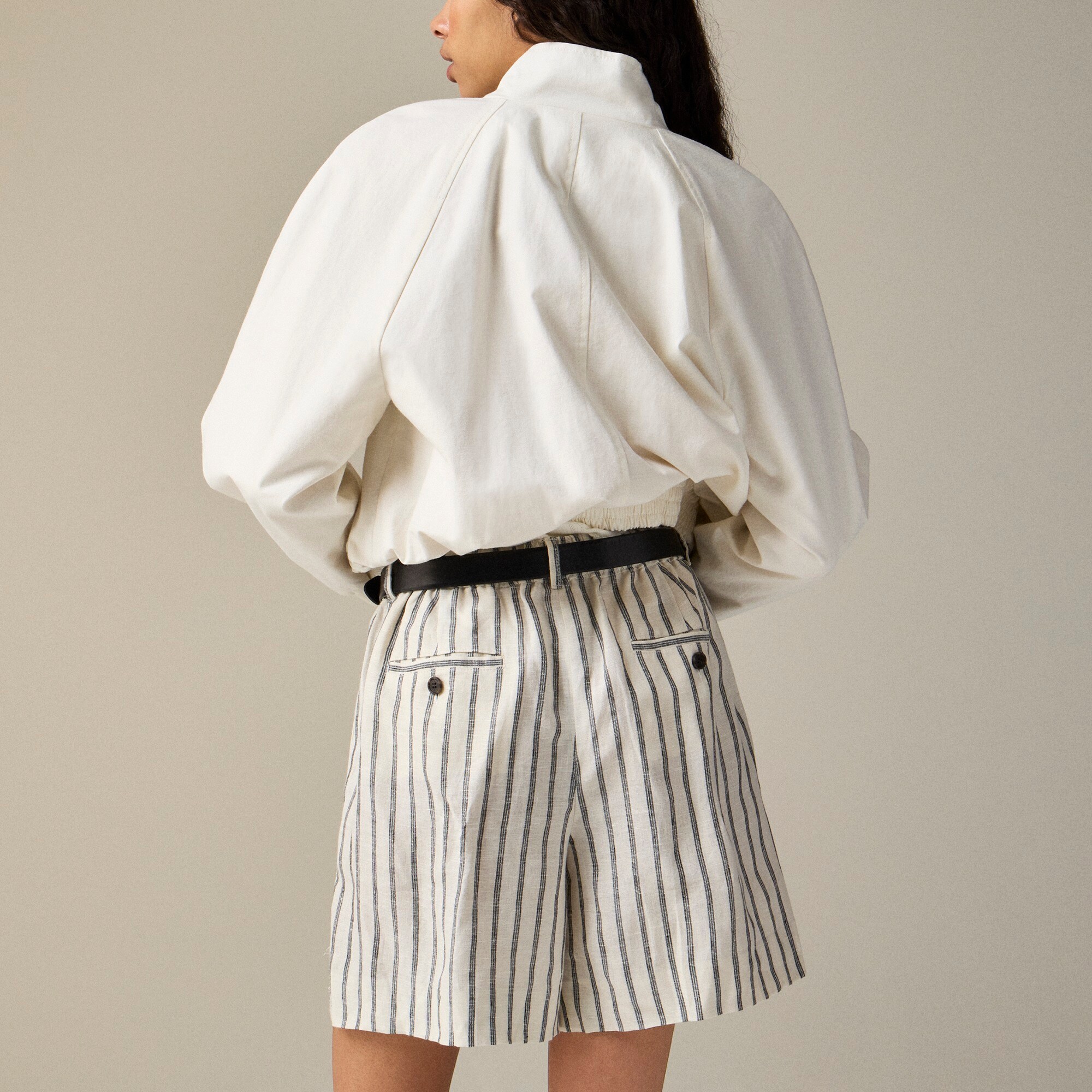 6" Harbor short in striped linen