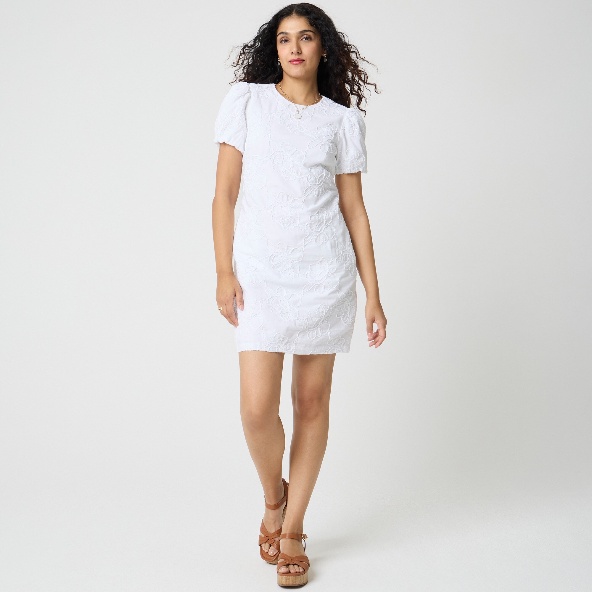  Embroidered puff-sleeve mini dress