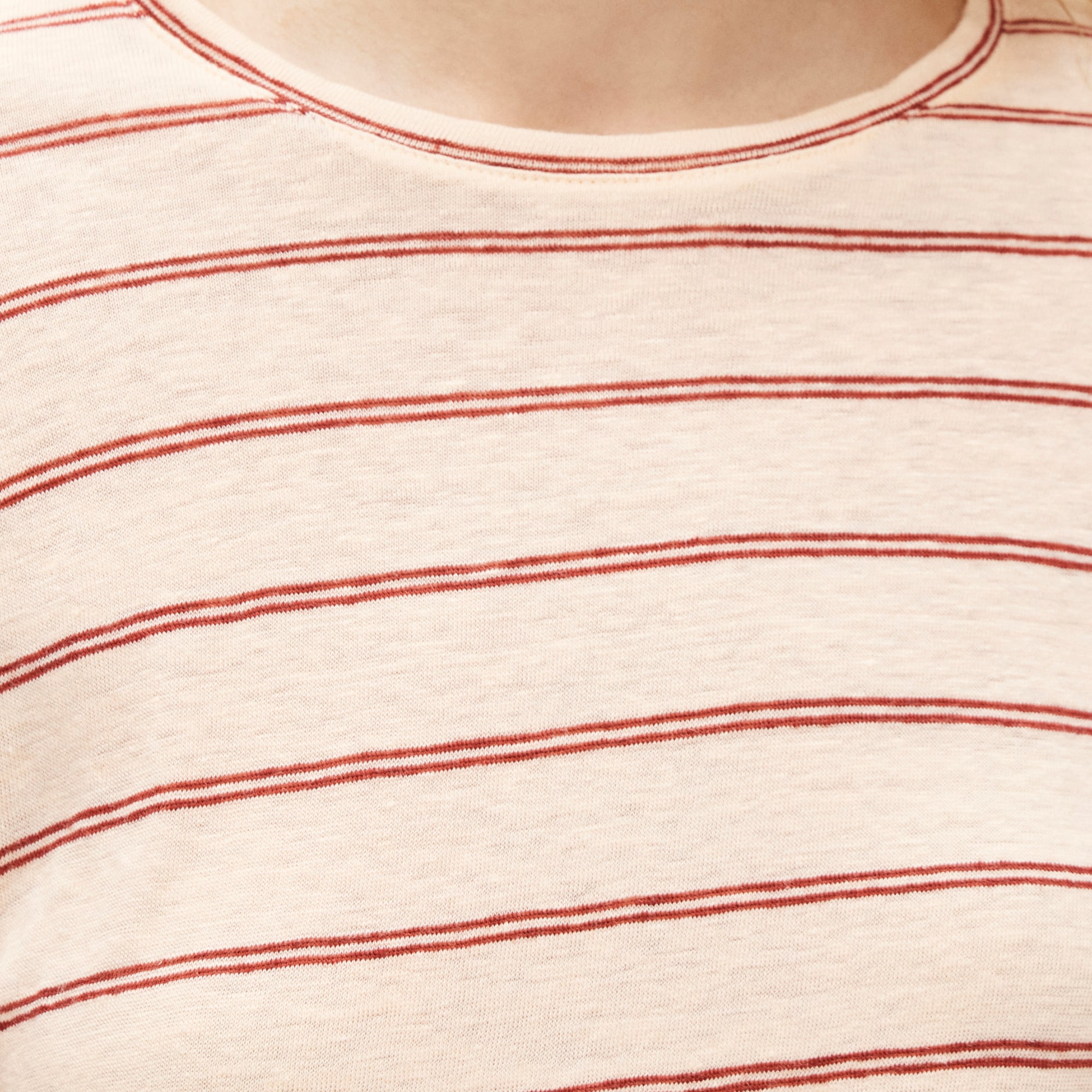 New relaxed linen long-sleeve T-shirt in stripe