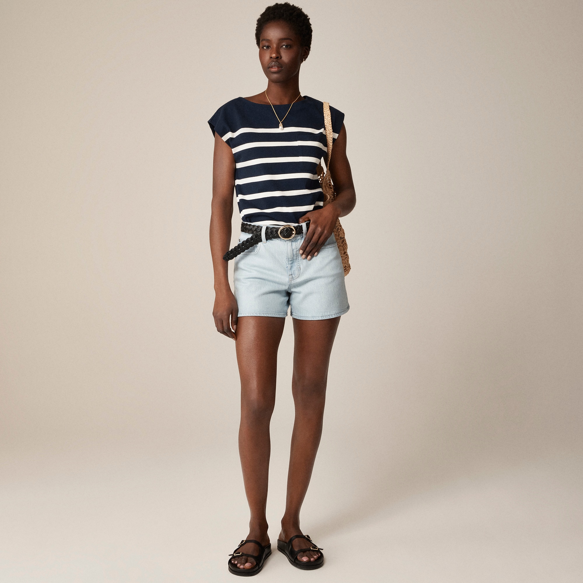 High-rise denim short