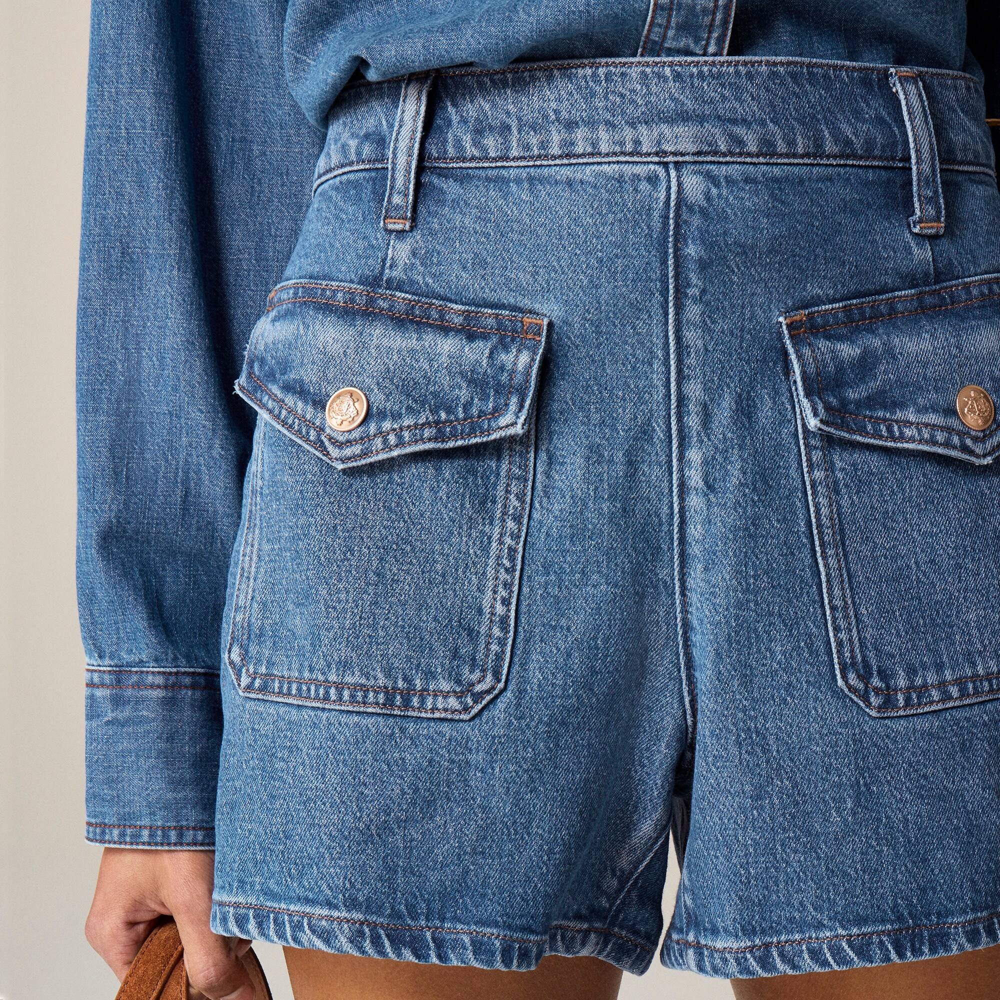 Denim short with sailor pockets