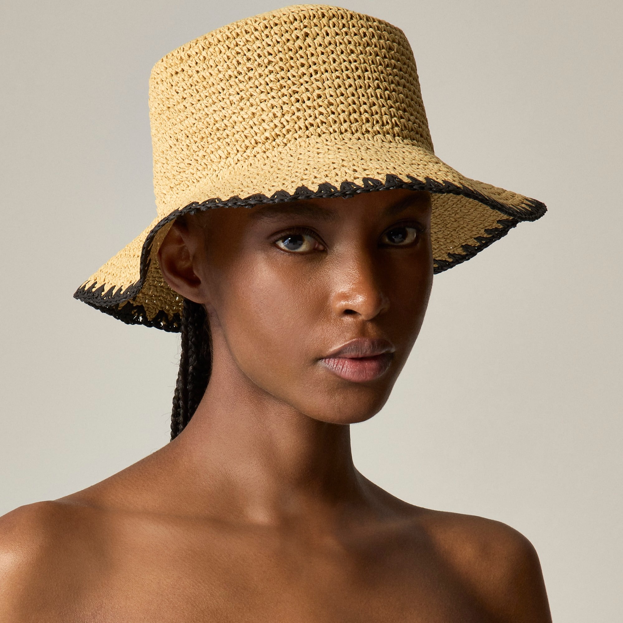 womens Packable straw hat with crochet trim