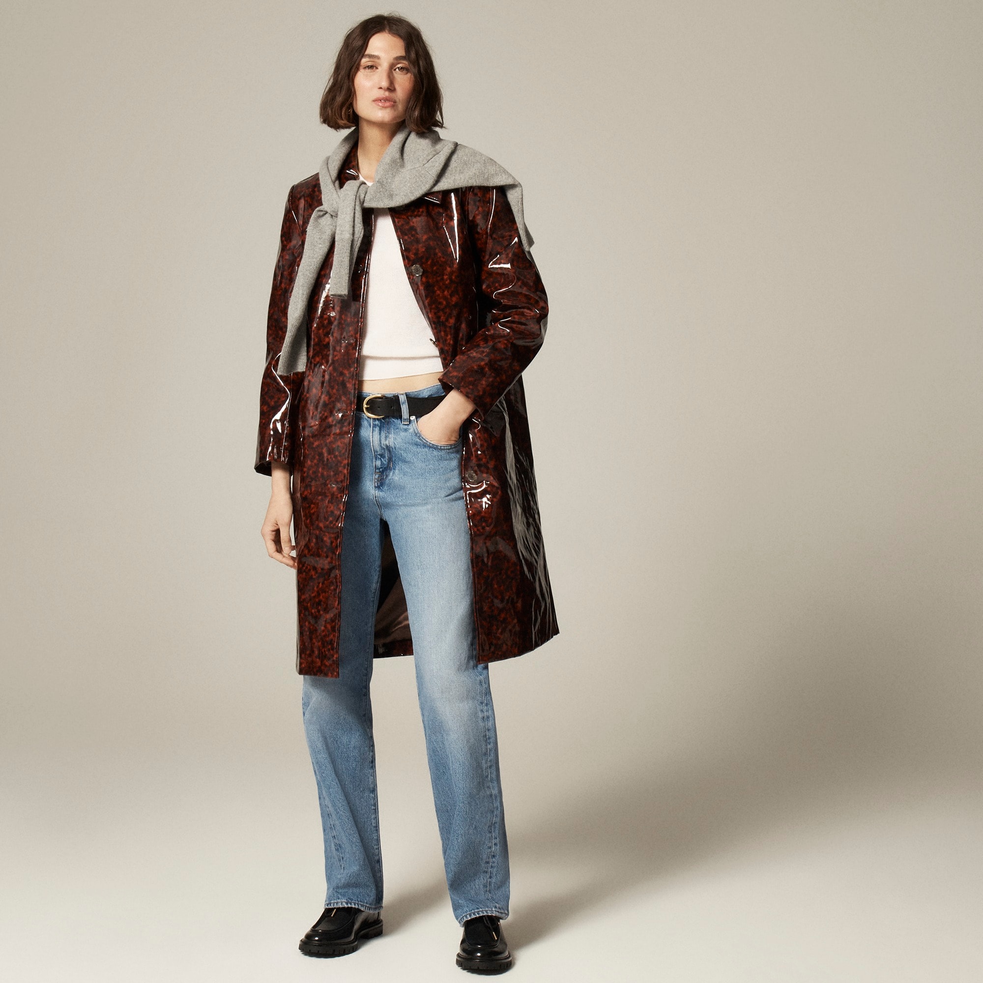Collection laminated coat in tortoise print