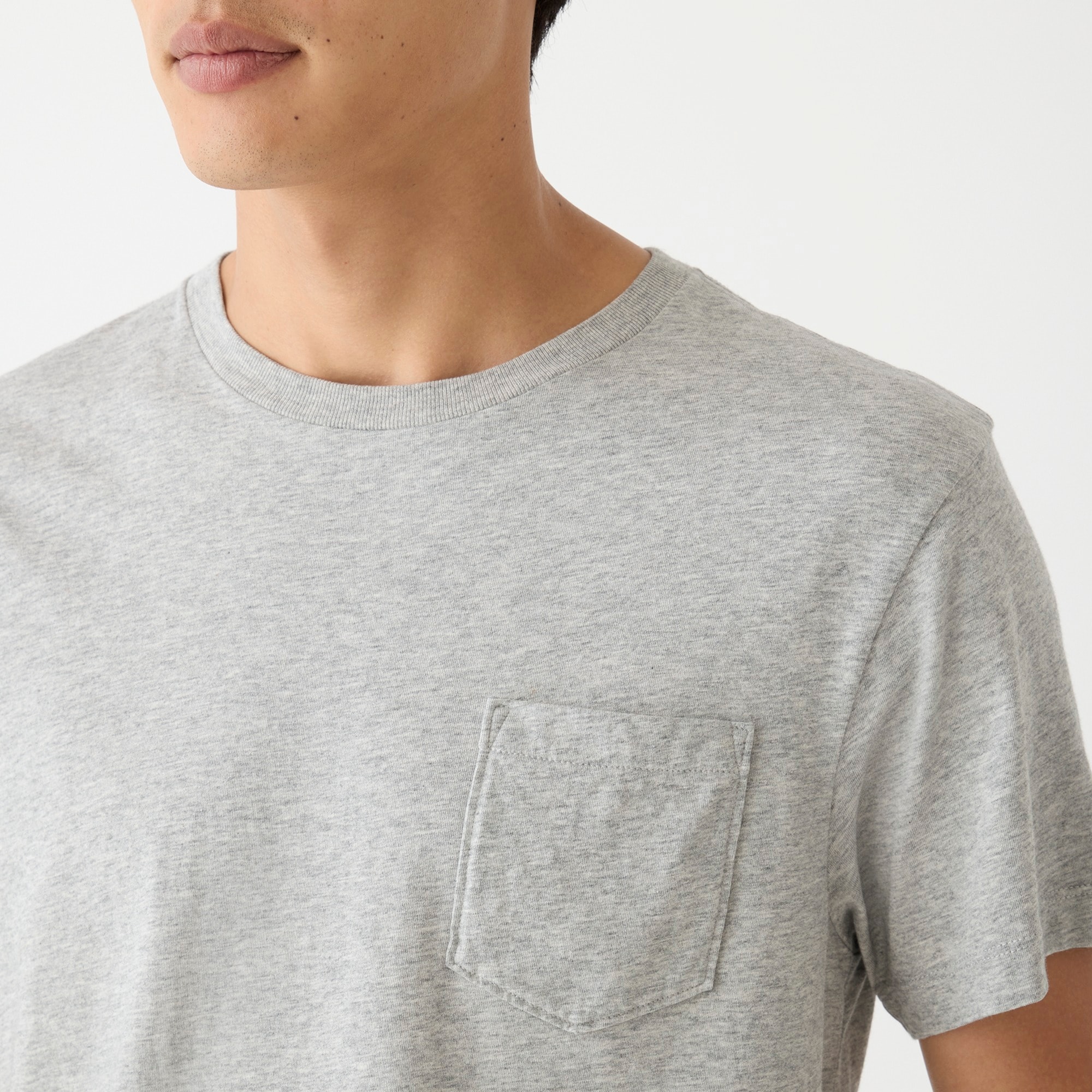 Broken-in pocket T-shirt