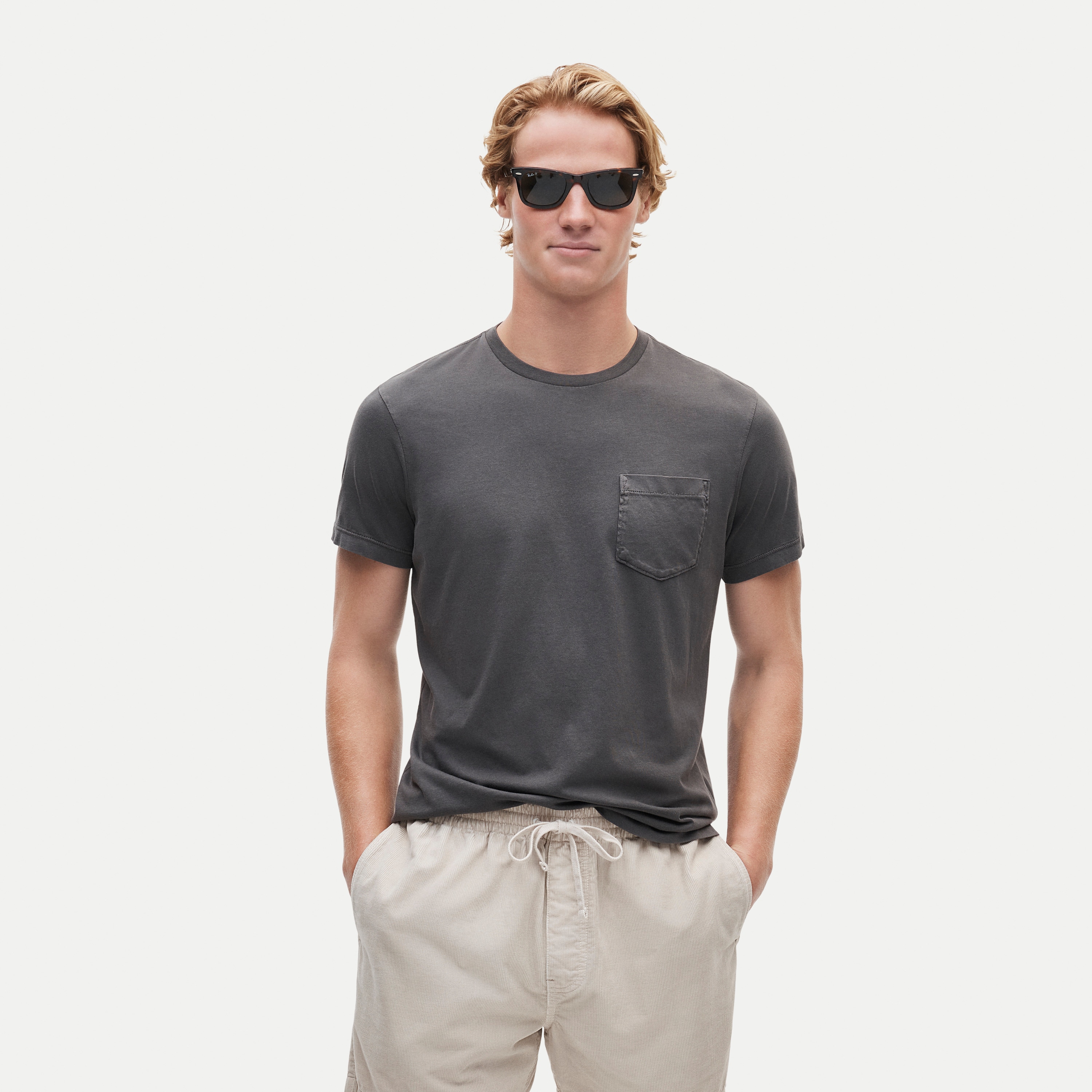 Broken-in pocket T-shirt