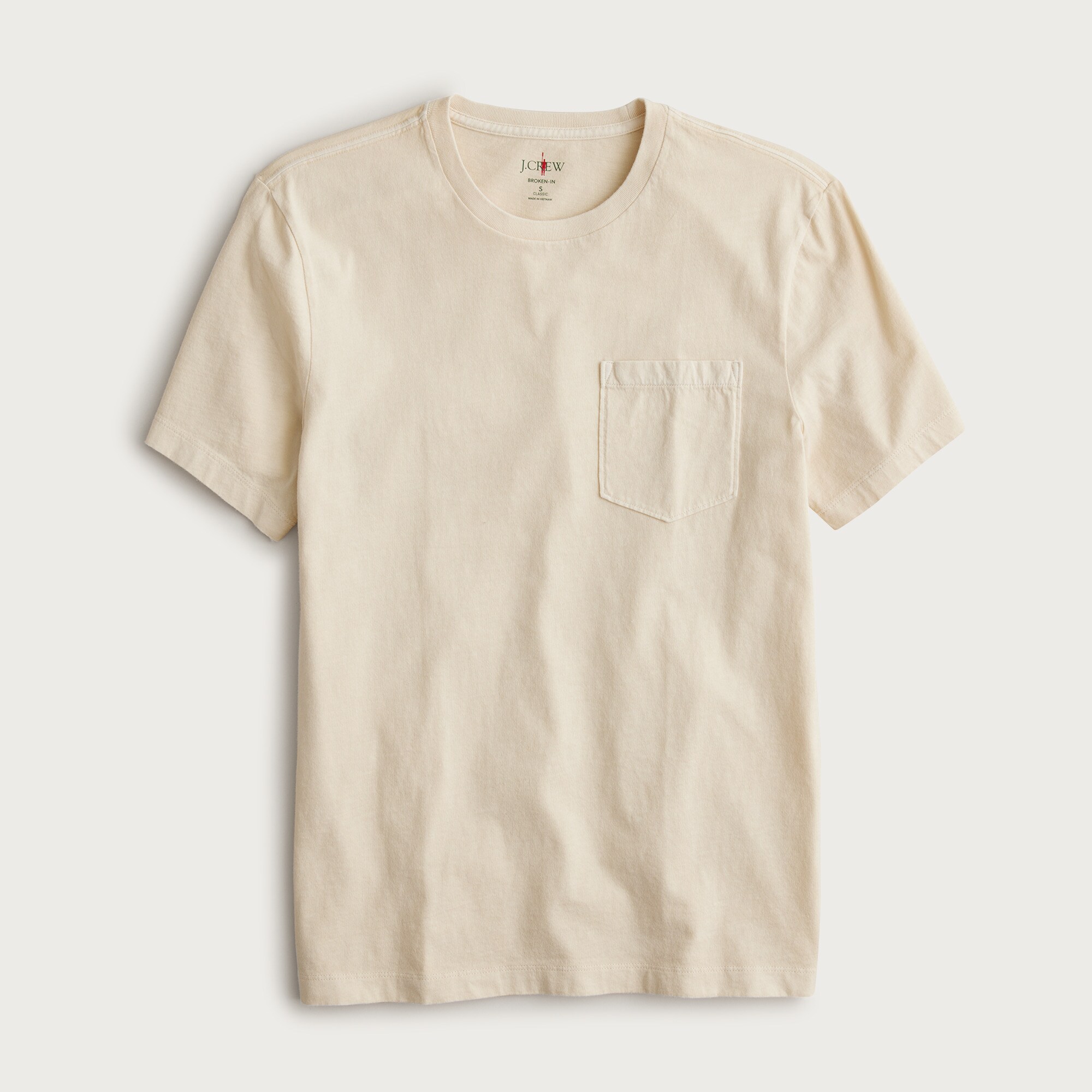  Broken-in pocket T-shirt