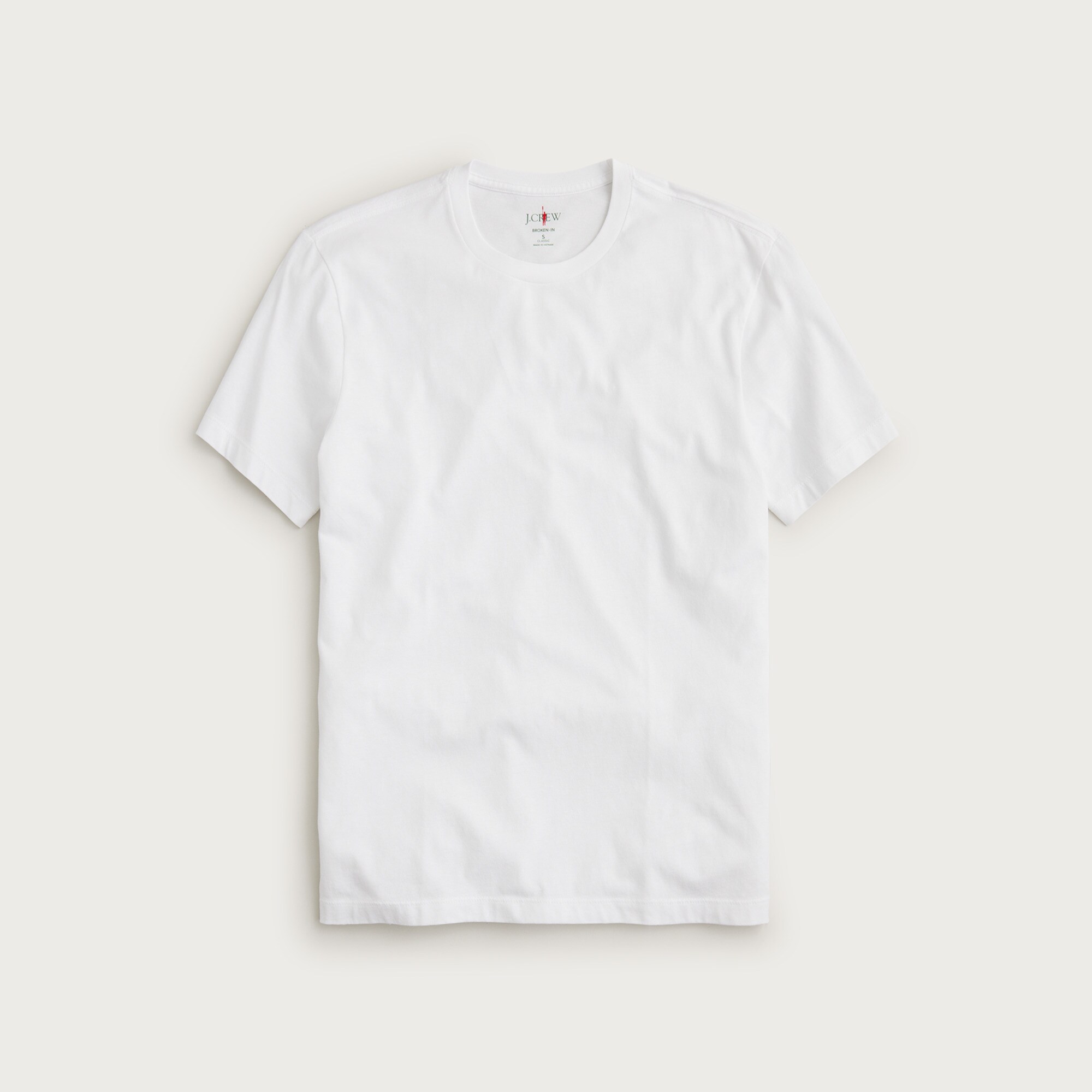 Broken-in pocket T-shirt