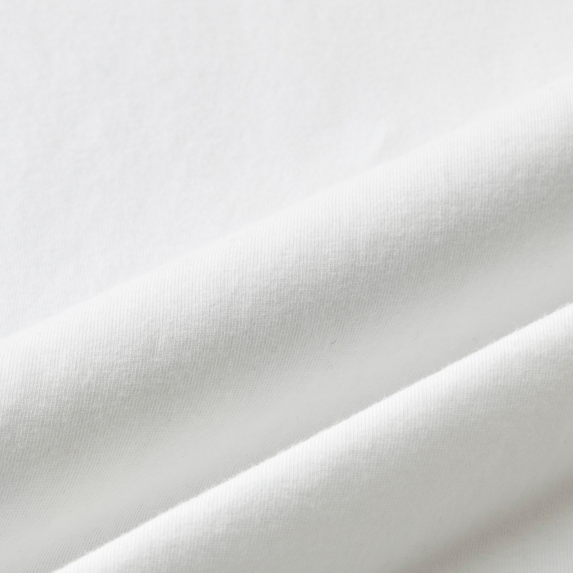 Broken-in pocket T-shirt