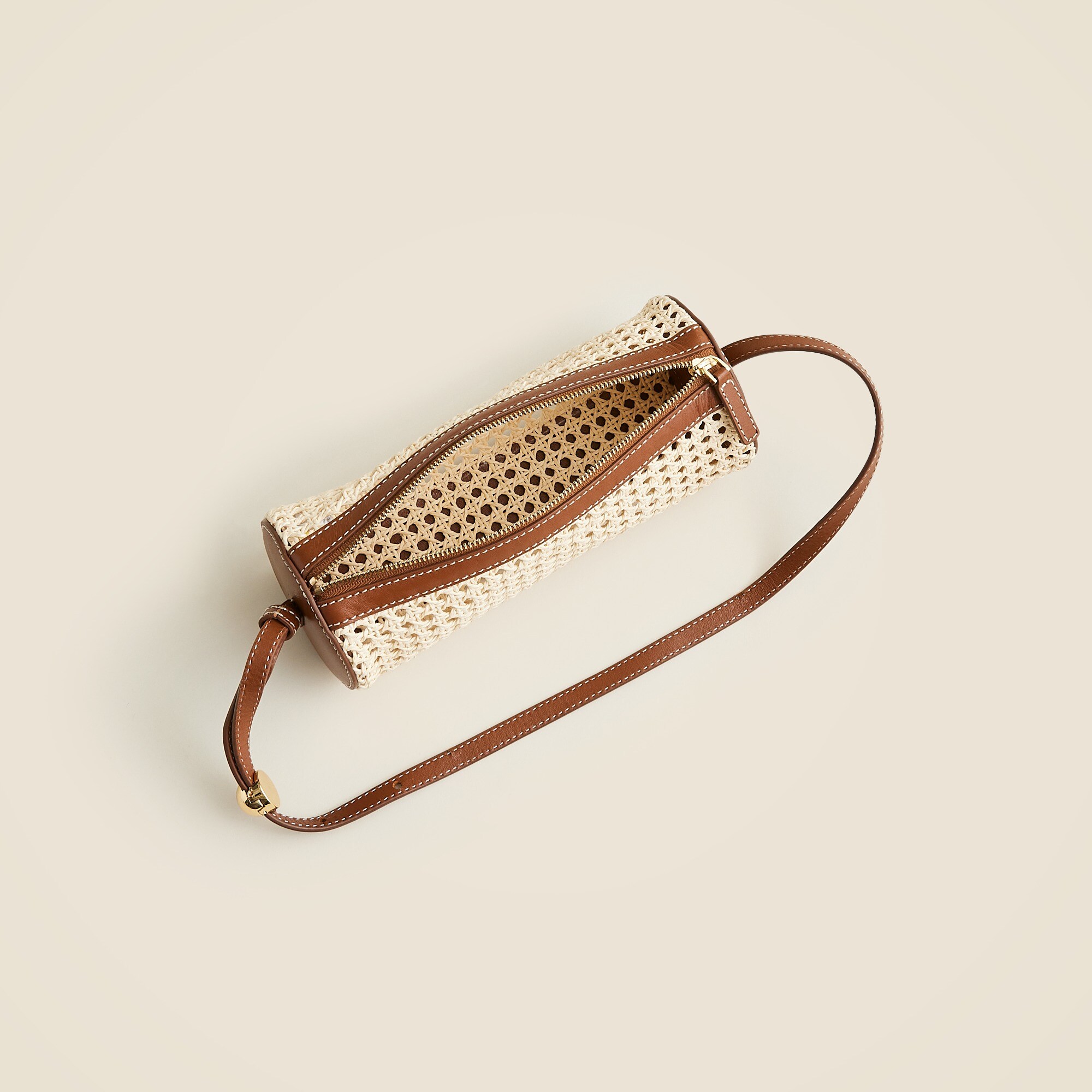 Bordeaux bag in faux raffia