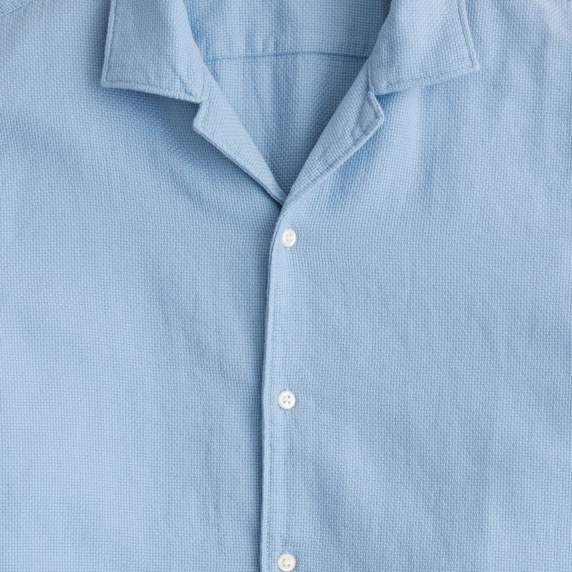 Short-sleeve textured cotton camp-collar shirt