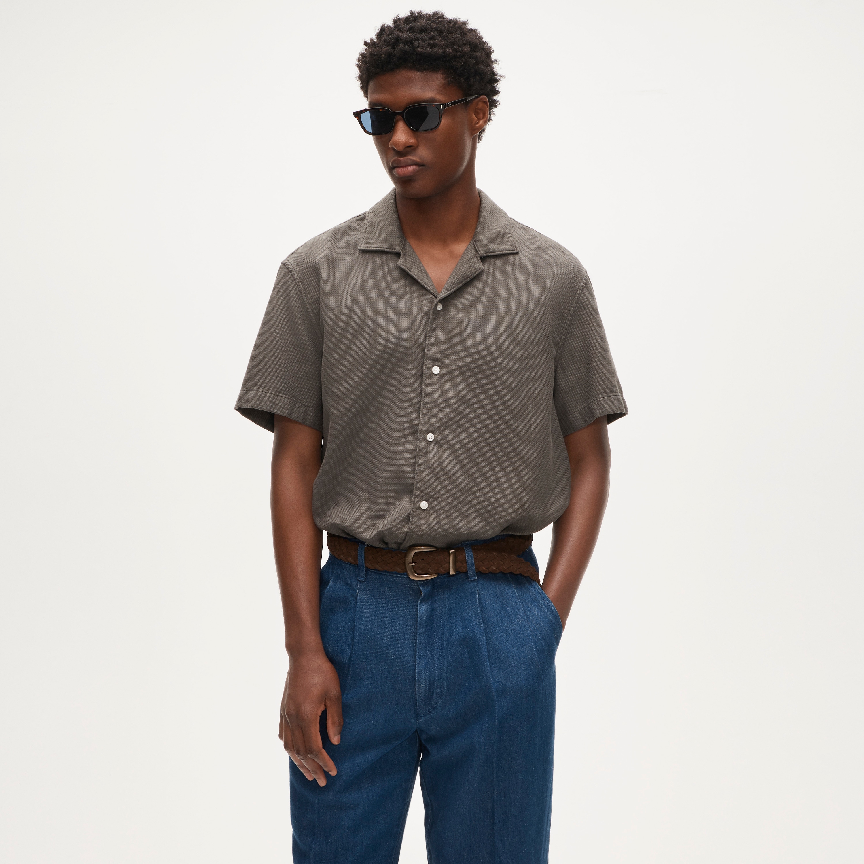 Short-sleeve textured cotton camp-collar shirt