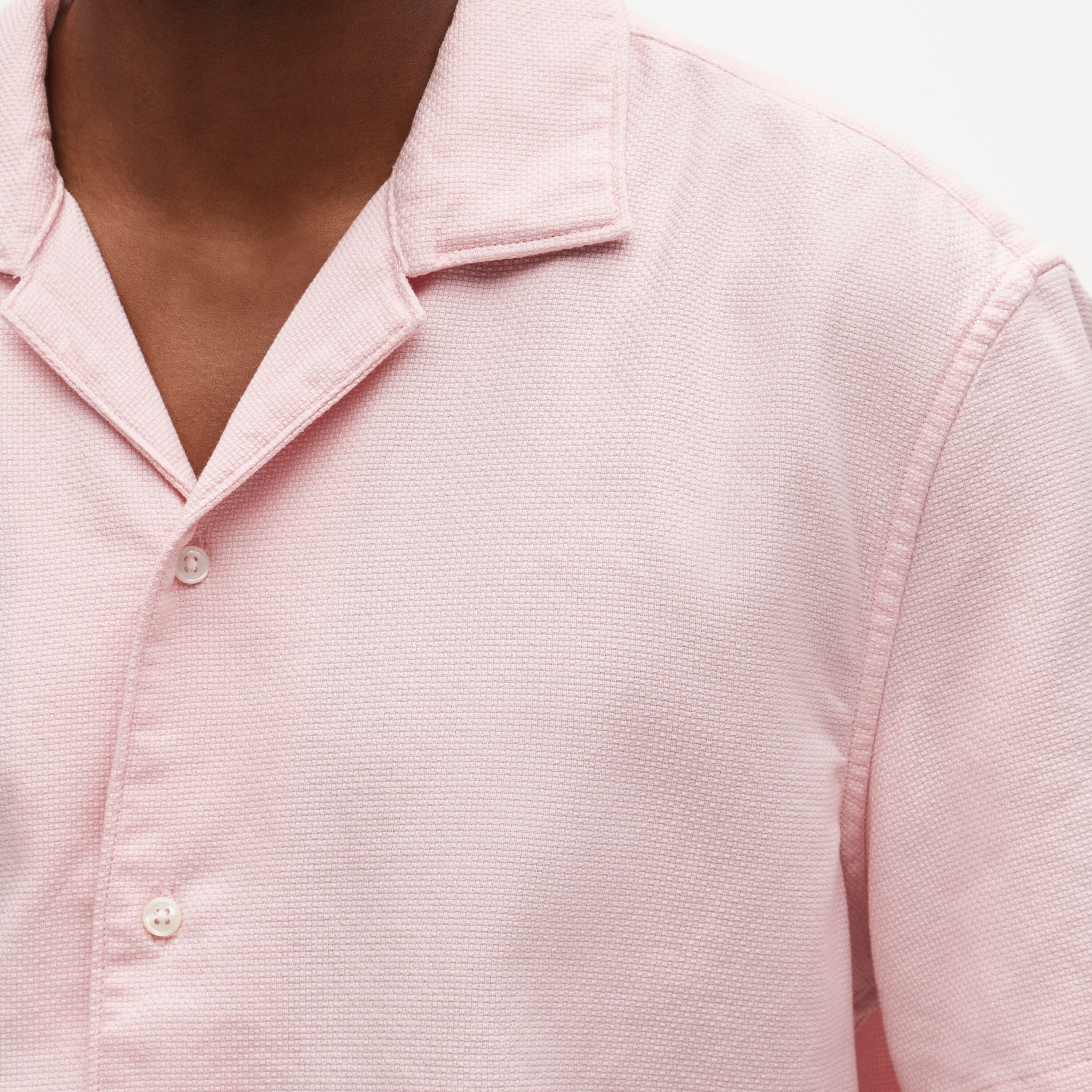 Short-sleeve textured cotton camp-collar shirt