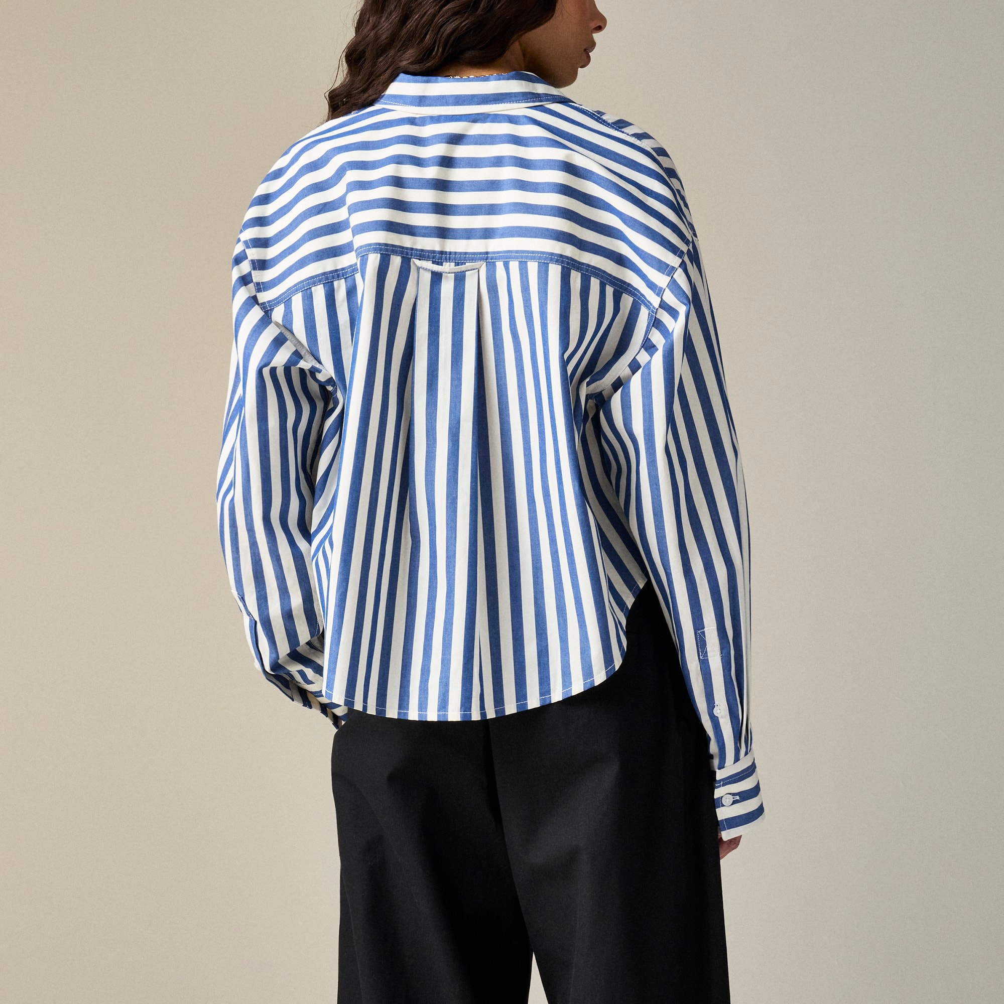 Étienne cropped button-up shirt in striped cotton poplin