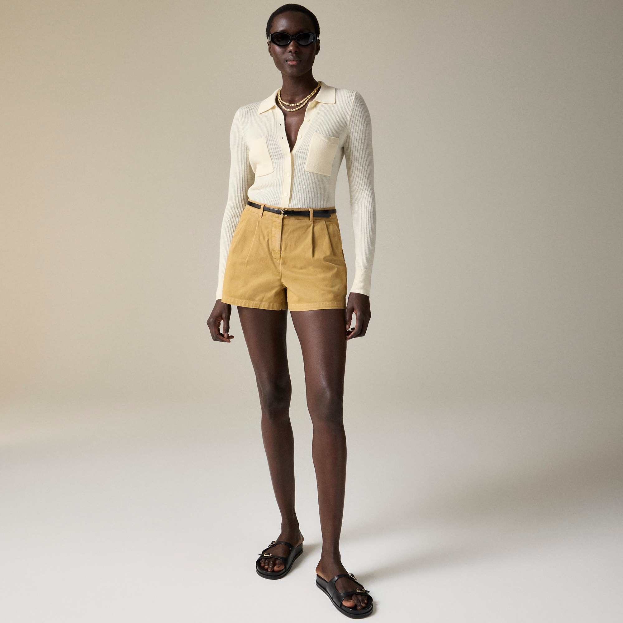 womens 3&quot; pleated heritage chino short